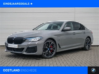 BMW 5 Serie 545e xDrive High Executive M Sport Automaat / Achteruitrijcamera / Soft-Close / Stoelventilatie / Laserlight / Adaptief onderstel / Active Steering / Head-Up / Harman Kardon