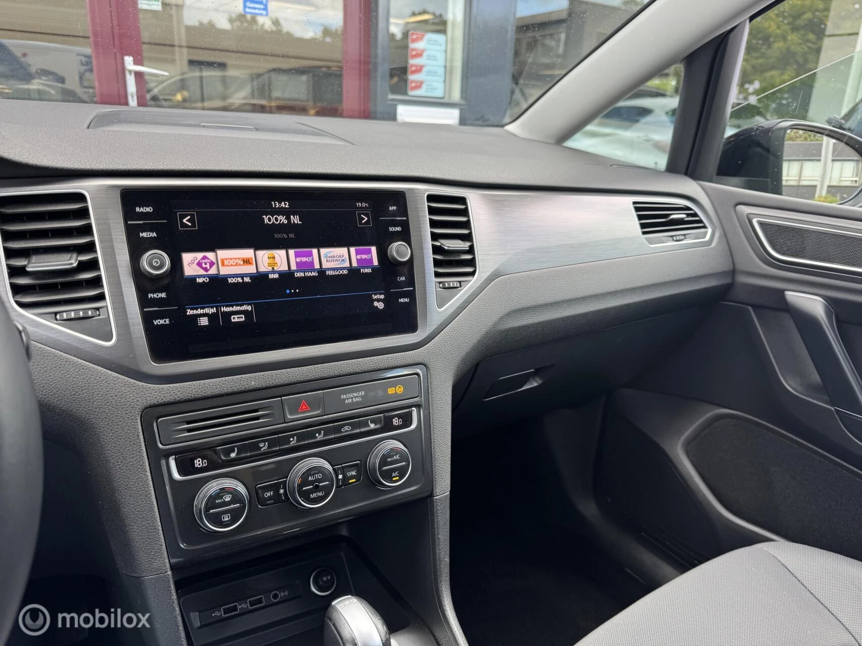 Hoofdafbeelding Volkswagen Golf Sportsvan