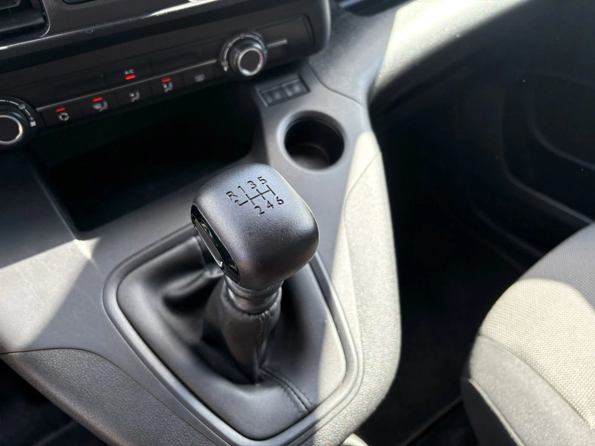 Hoofdafbeelding Peugeot Rifter