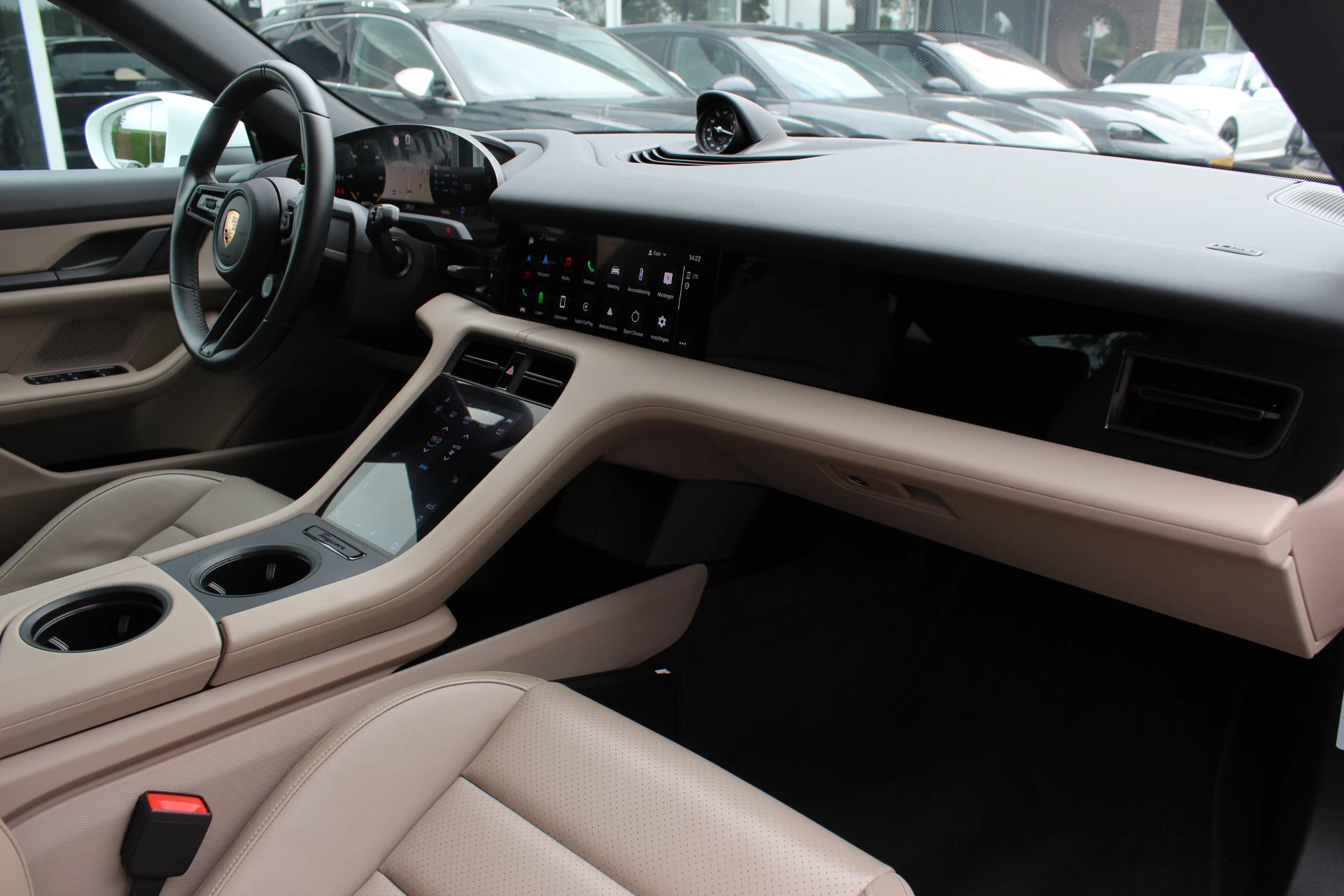 Hoofdafbeelding Porsche Taycan