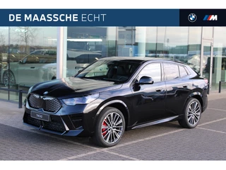 BMW iX2 eDrive20 High Executive M Sport / Trekhaak / Sportstoelen / Adaptieve LED / Head-Up / M Adaptief onderstel / Parking Assistant Plus / Comfort Access