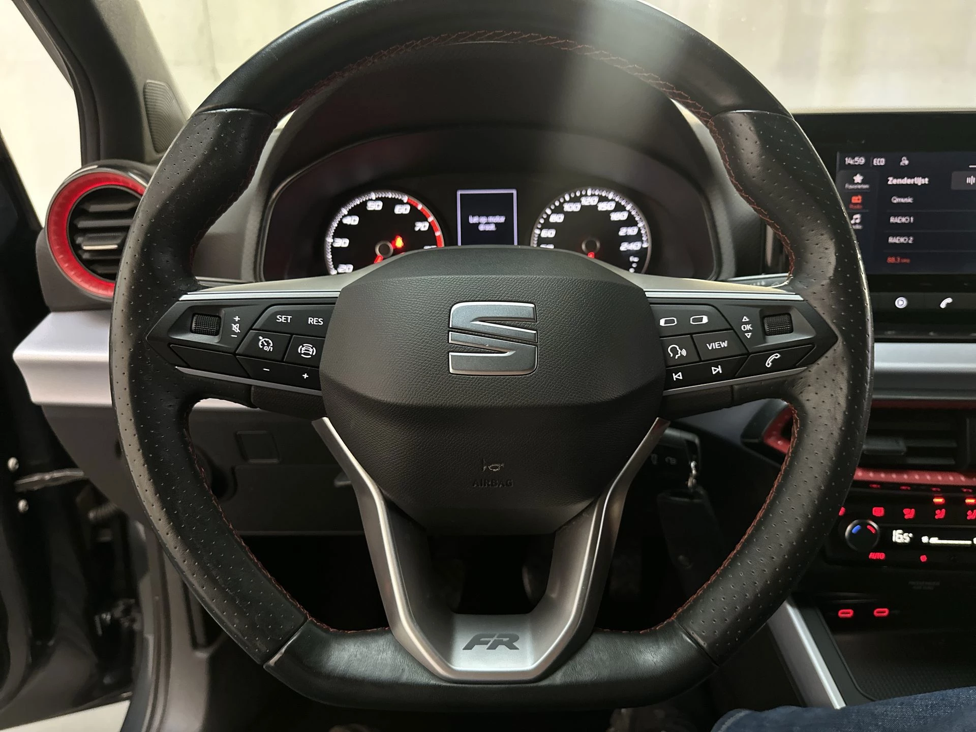 Hoofdafbeelding SEAT Arona