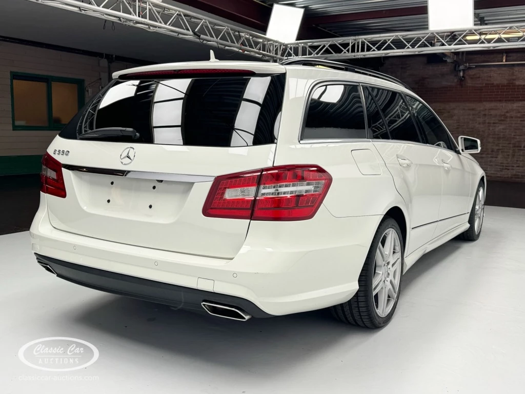 Hoofdafbeelding Mercedes-Benz E-Klasse