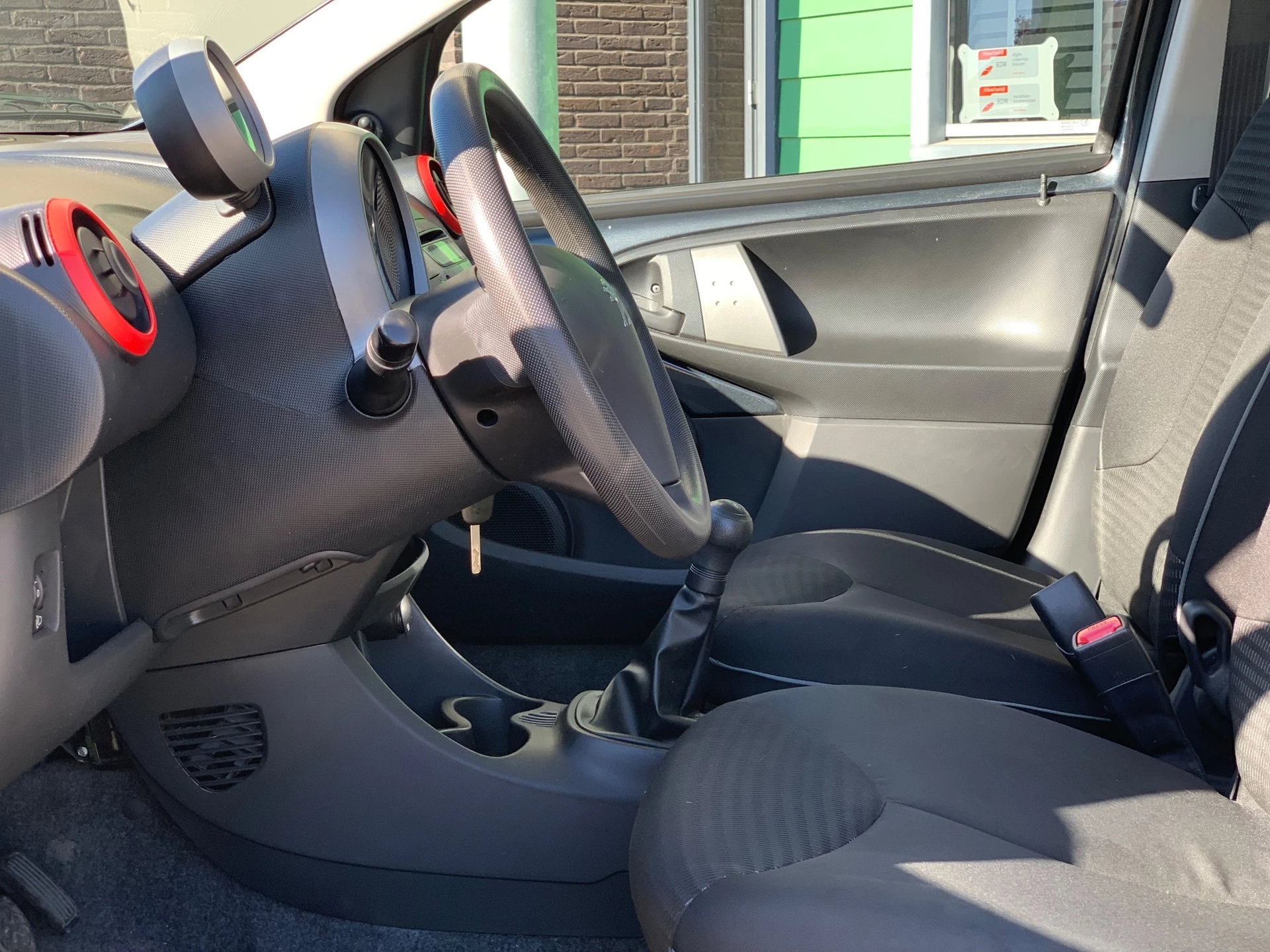 Hoofdafbeelding Peugeot 107