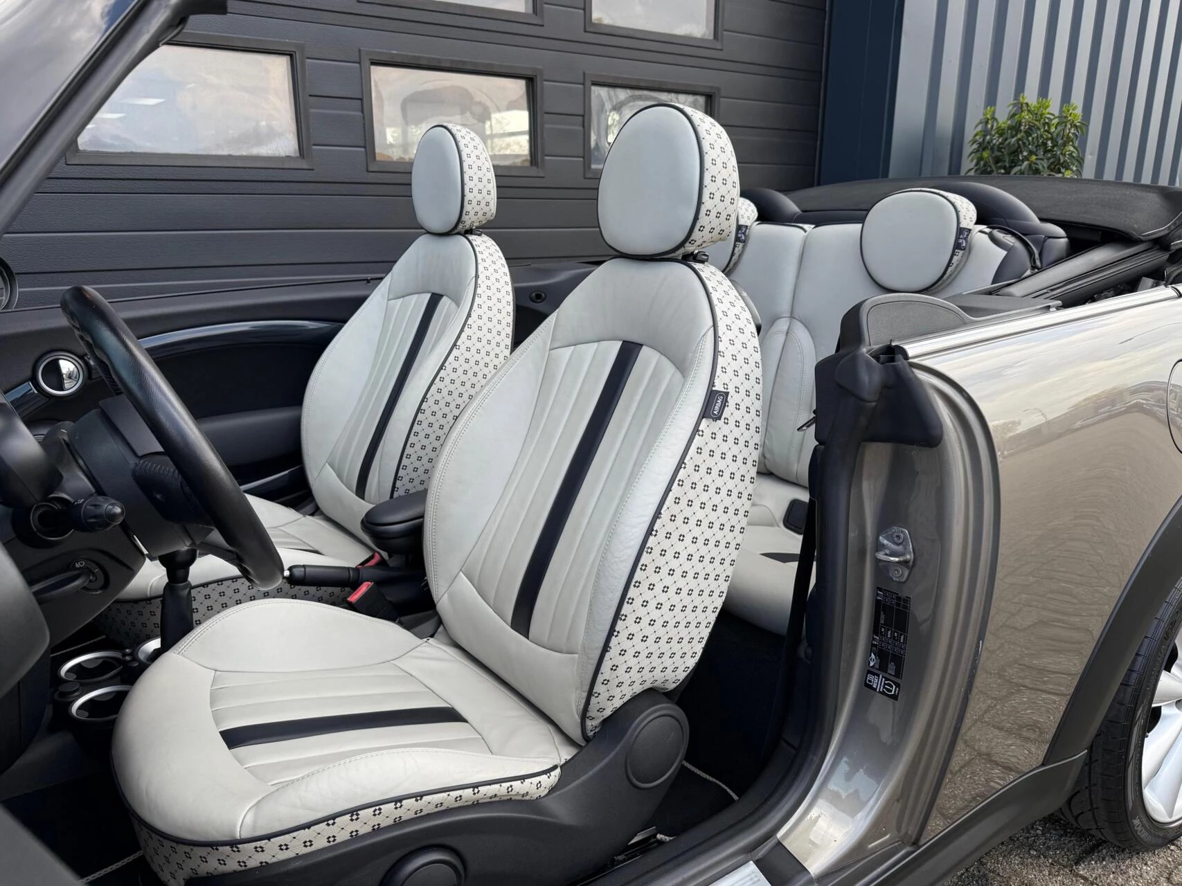 Hoofdafbeelding MINI Cooper Cabrio