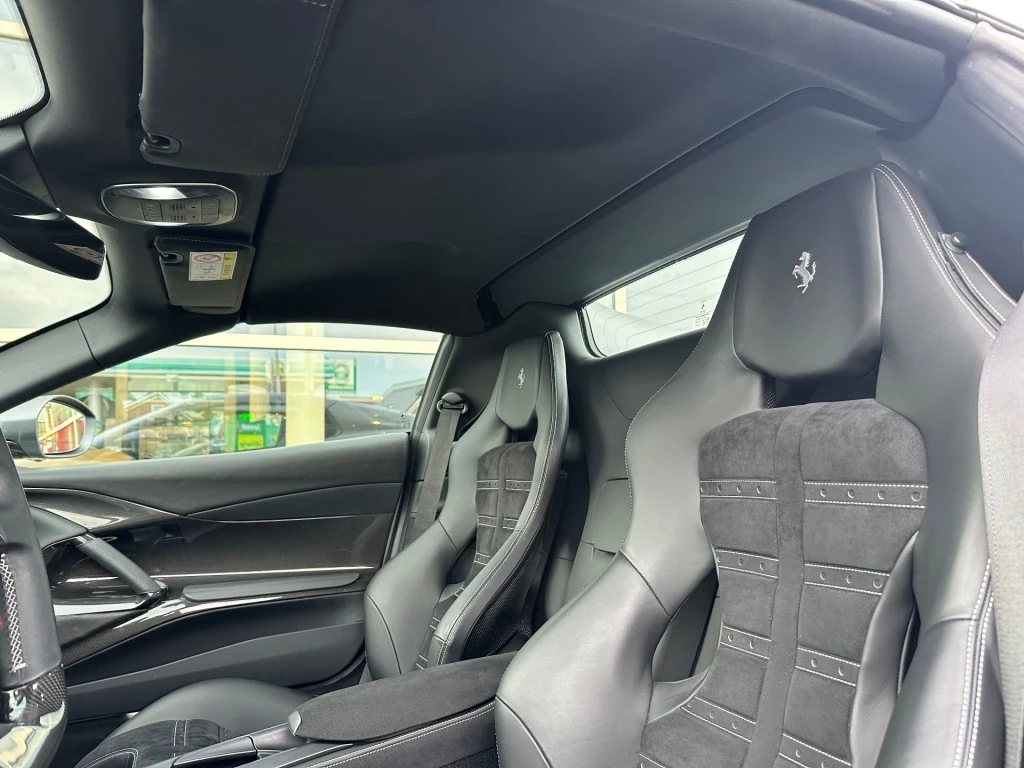 Hoofdafbeelding Ferrari 812