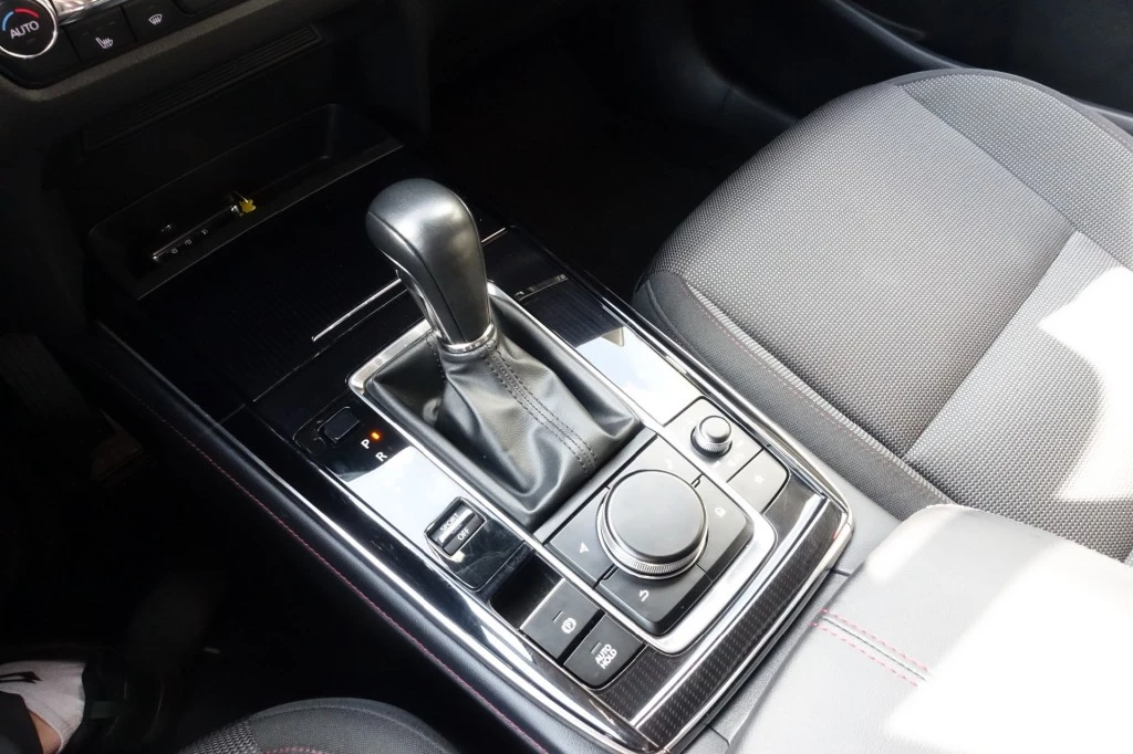 Hoofdafbeelding Mazda CX-30