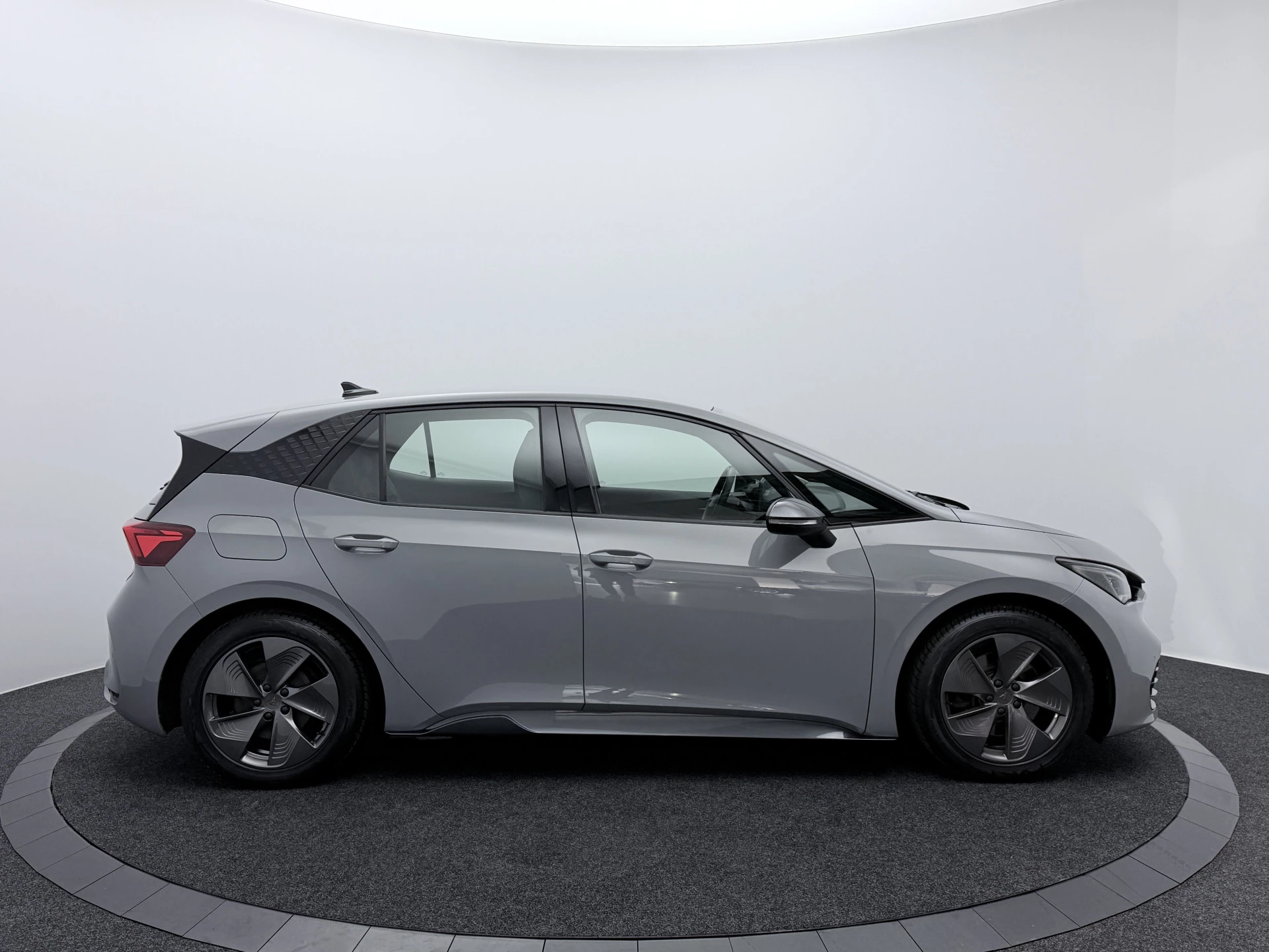 Hoofdafbeelding CUPRA Born