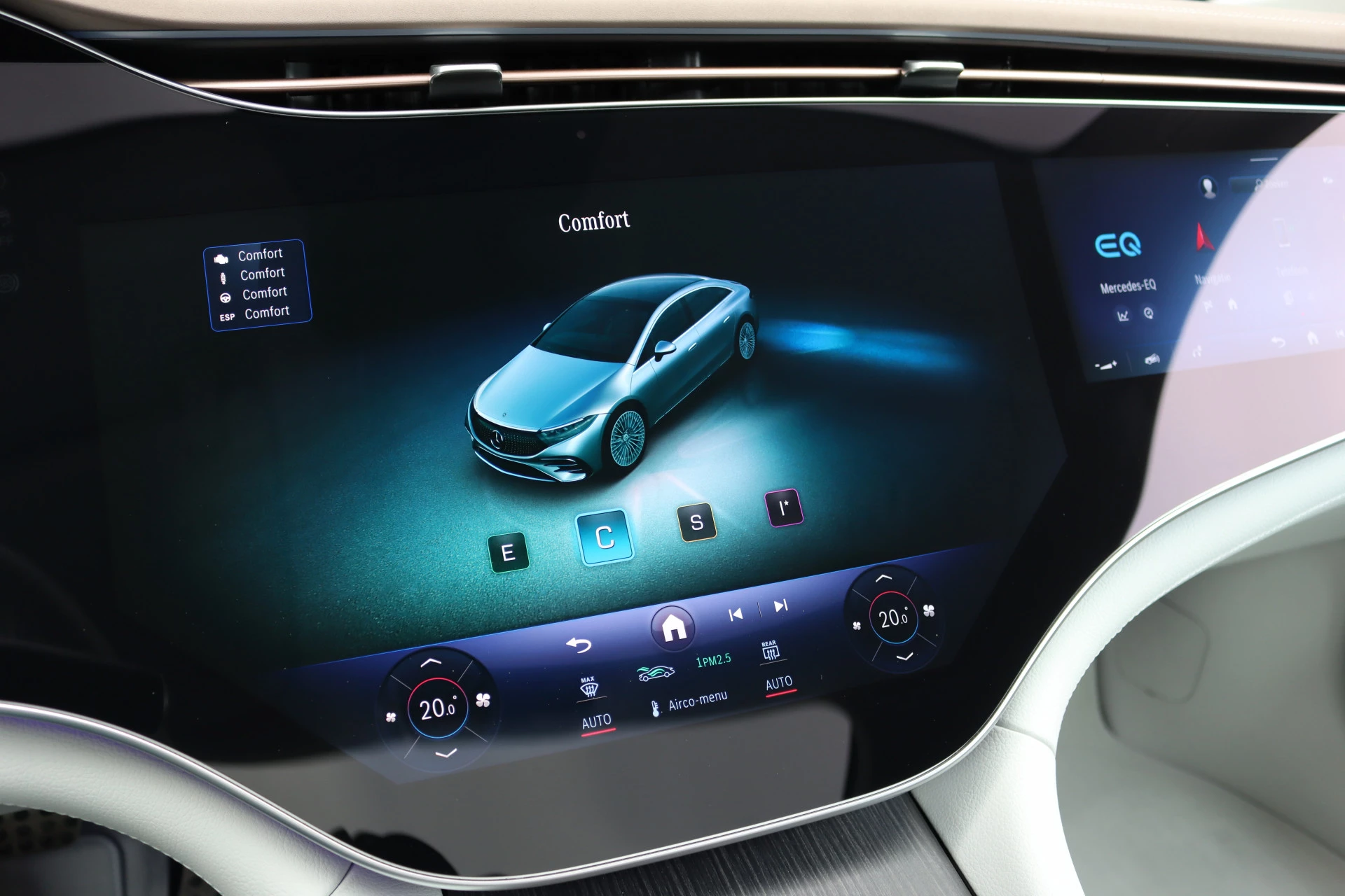 Hoofdafbeelding Mercedes-Benz EQS