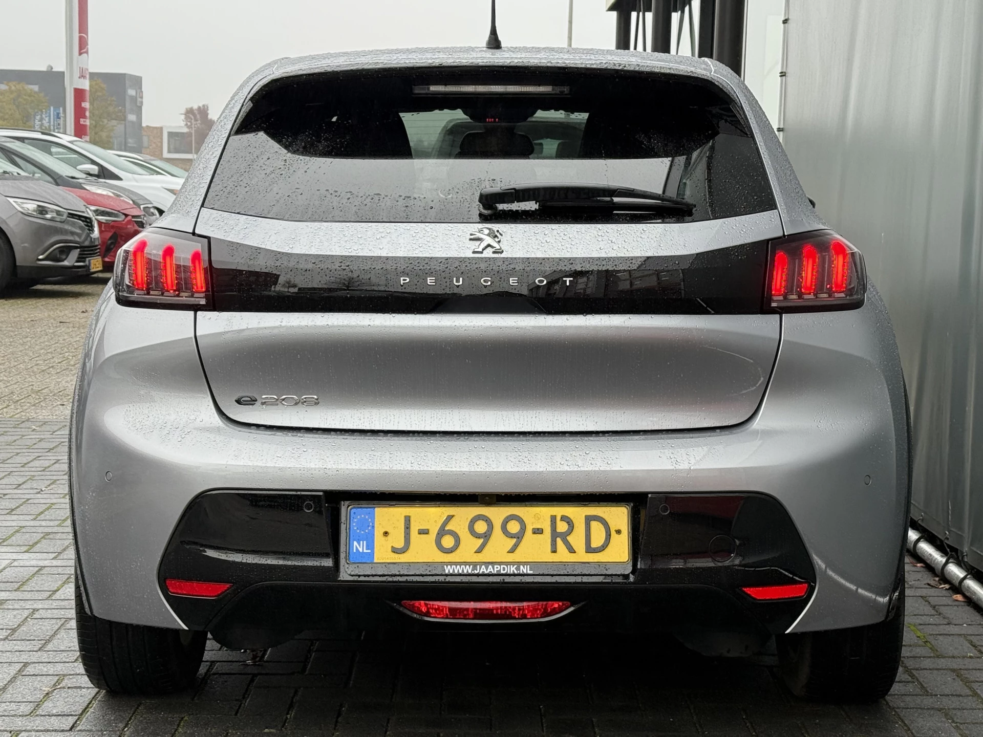 Hoofdafbeelding Peugeot e-208