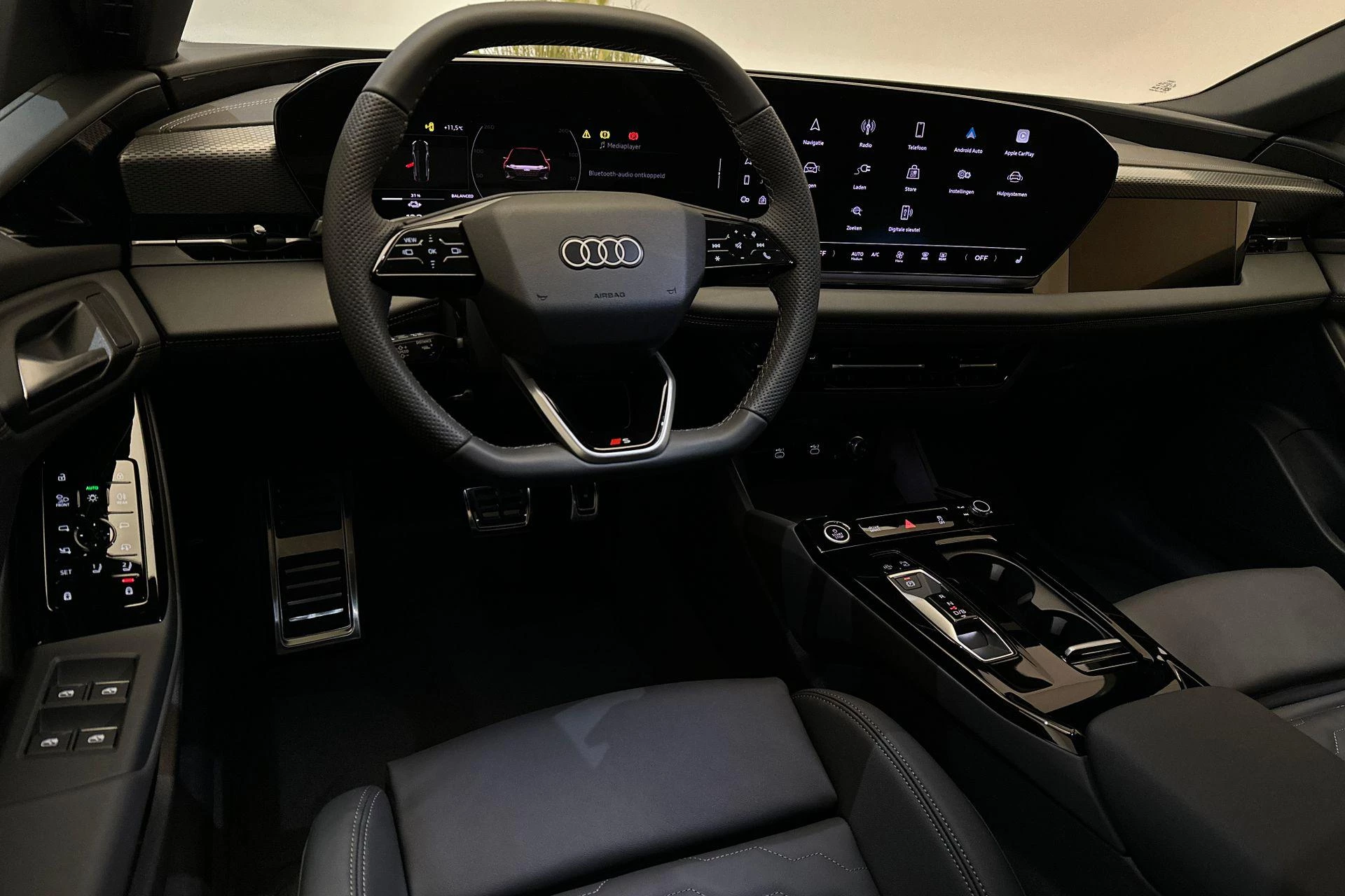 Hoofdafbeelding Audi A6 e-tron