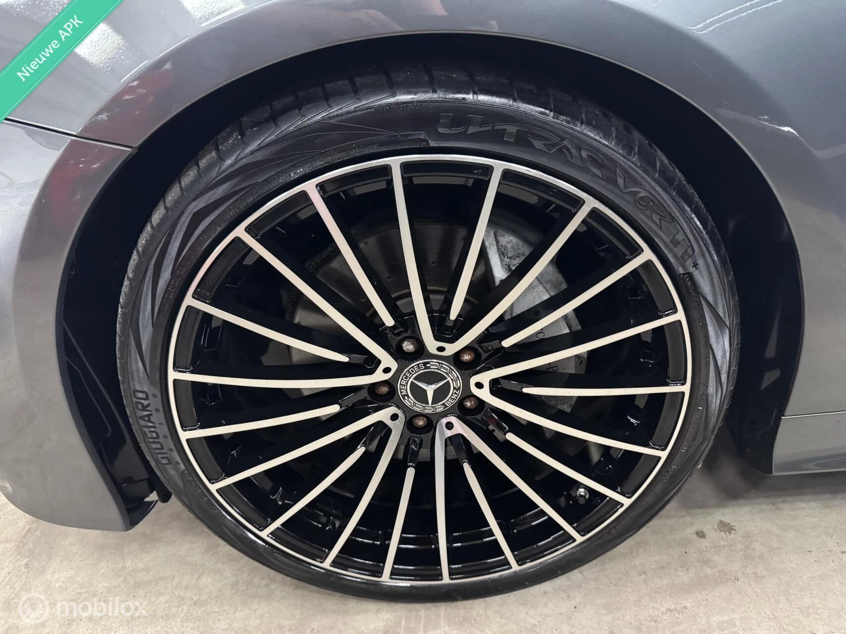 Hoofdafbeelding Mercedes-Benz E-Klasse