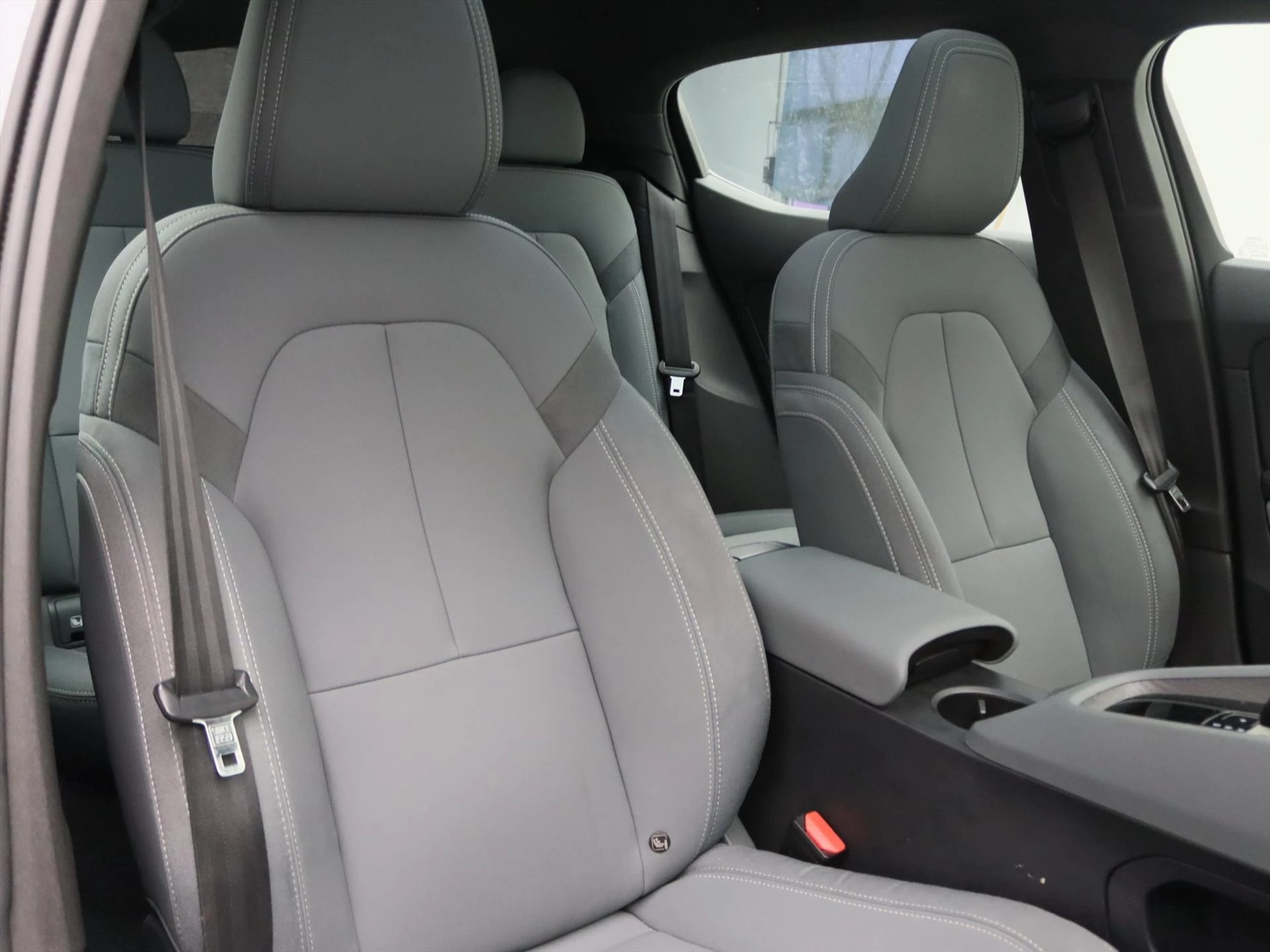 Hoofdafbeelding Polestar 2