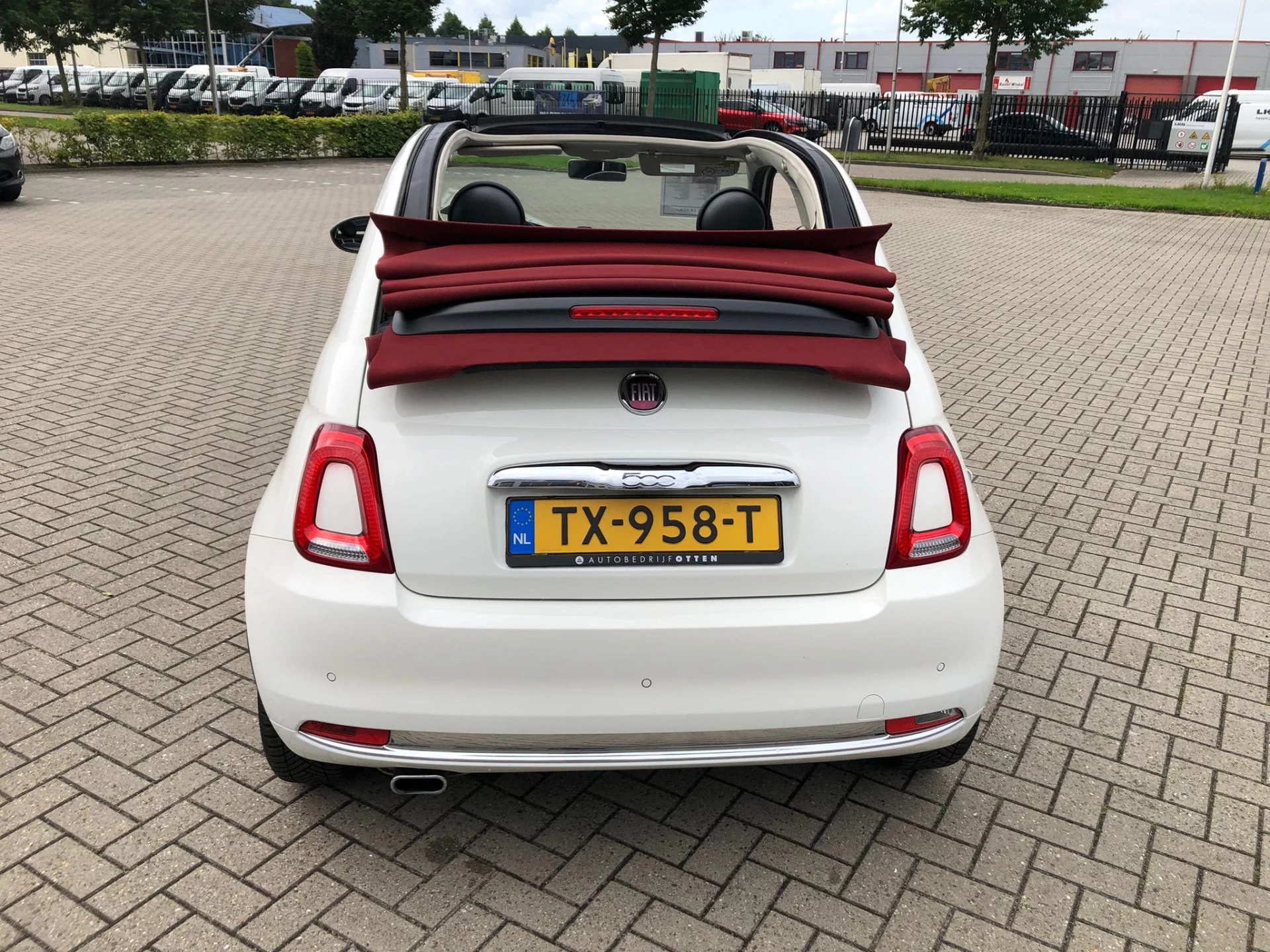 Hoofdafbeelding Fiat 500C