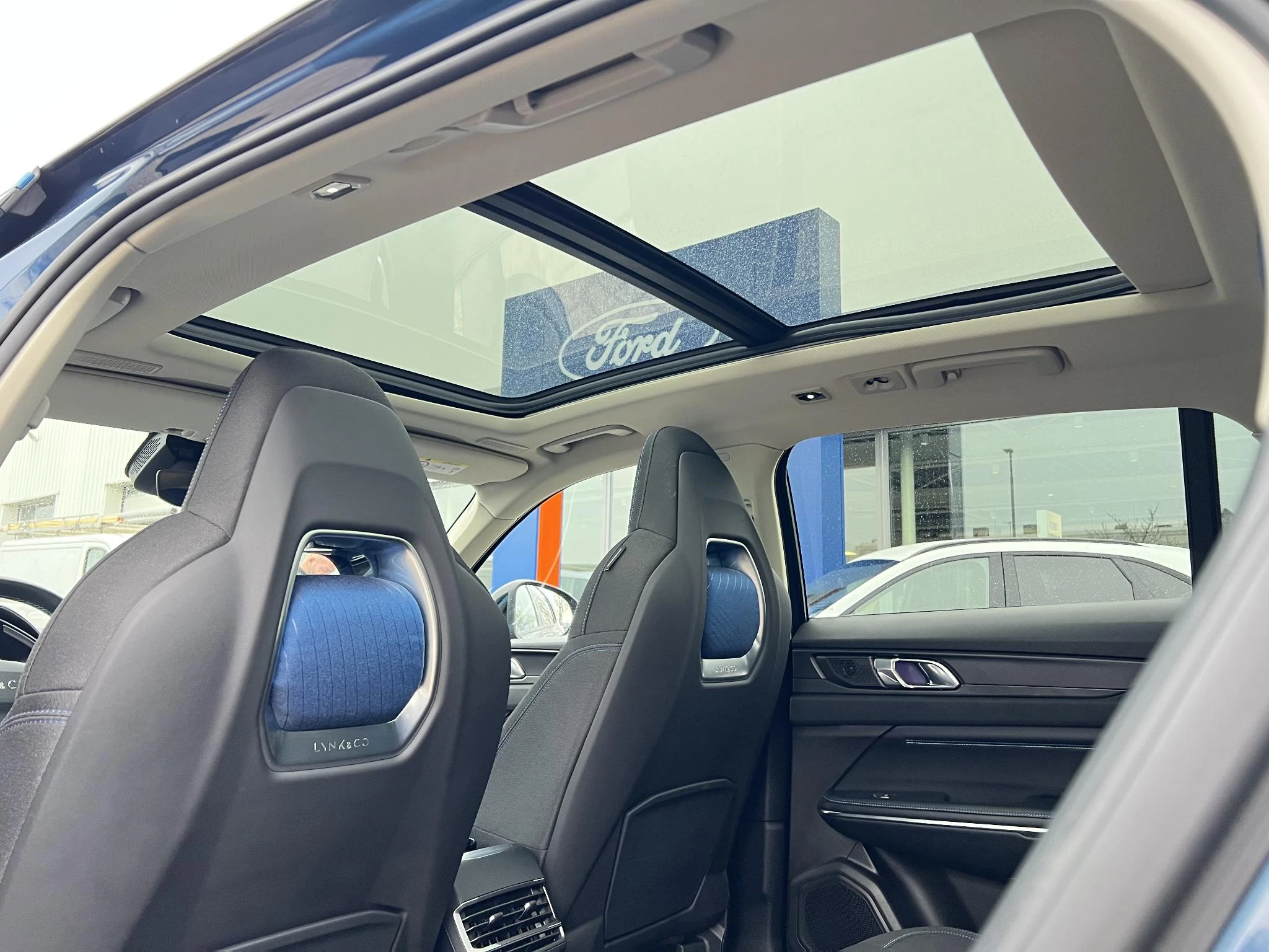 Hoofdafbeelding Lynk & Co 01