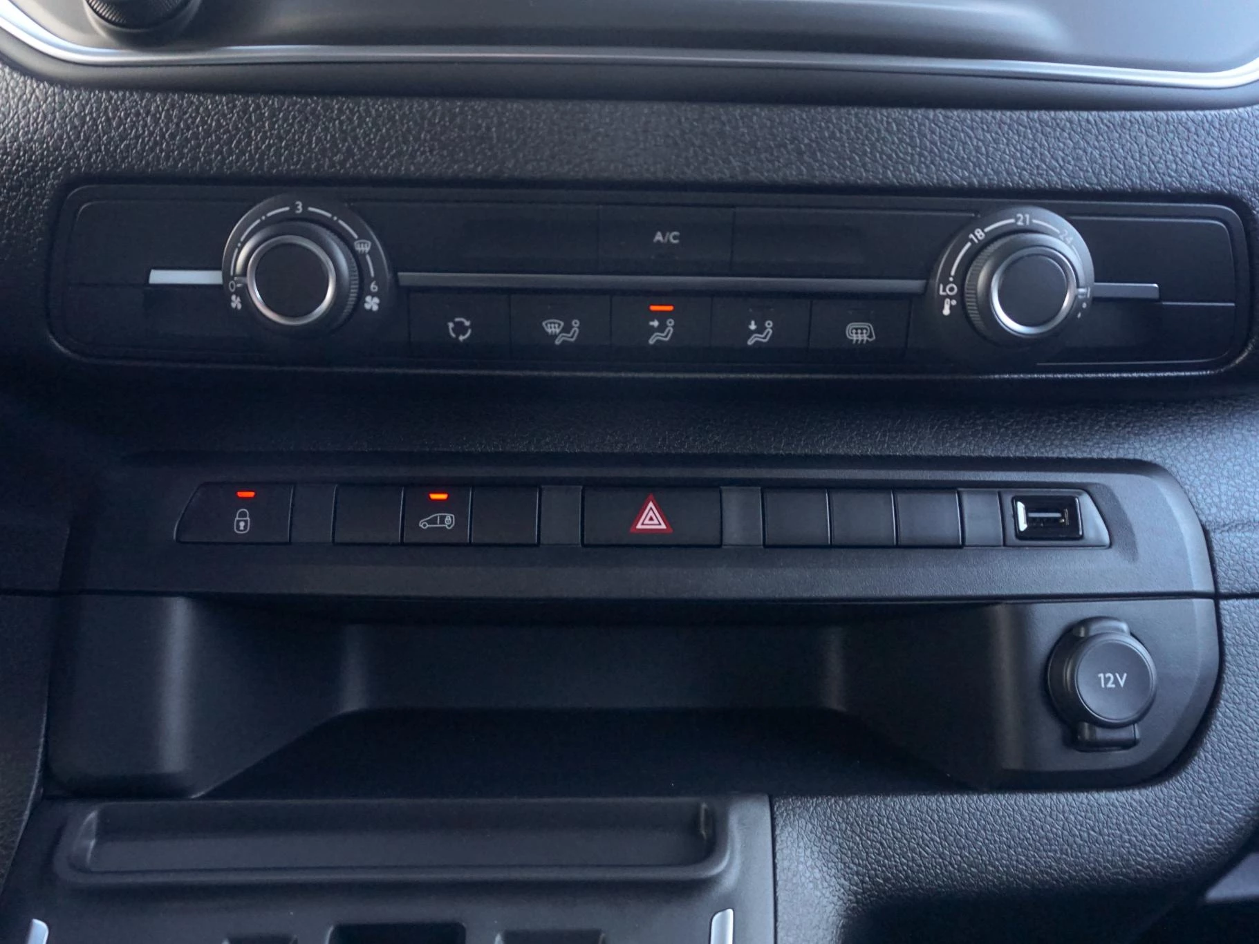 Hoofdafbeelding Opel Vivaro-e