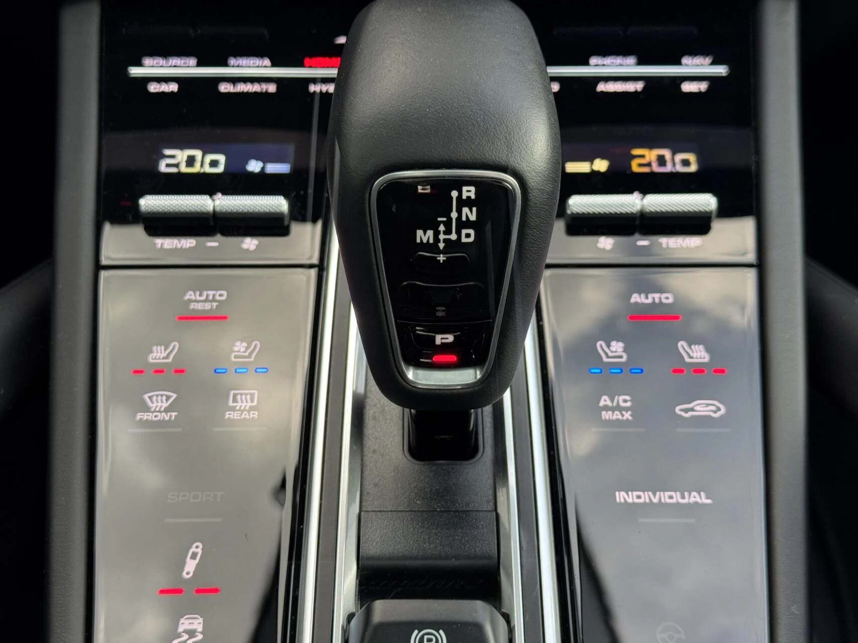 Hoofdafbeelding Porsche Cayenne