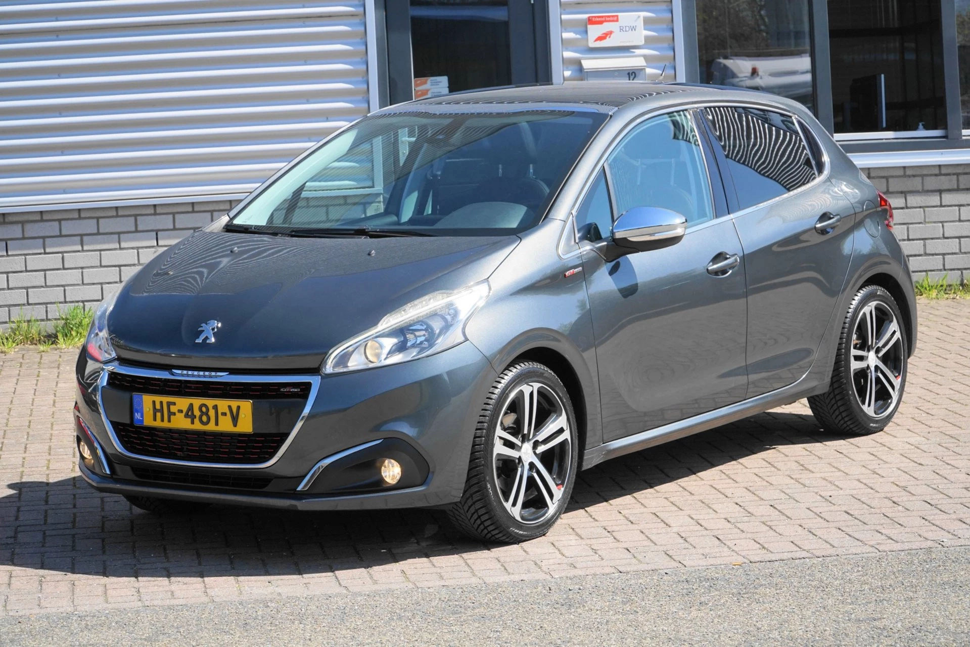 Hoofdafbeelding Peugeot 208