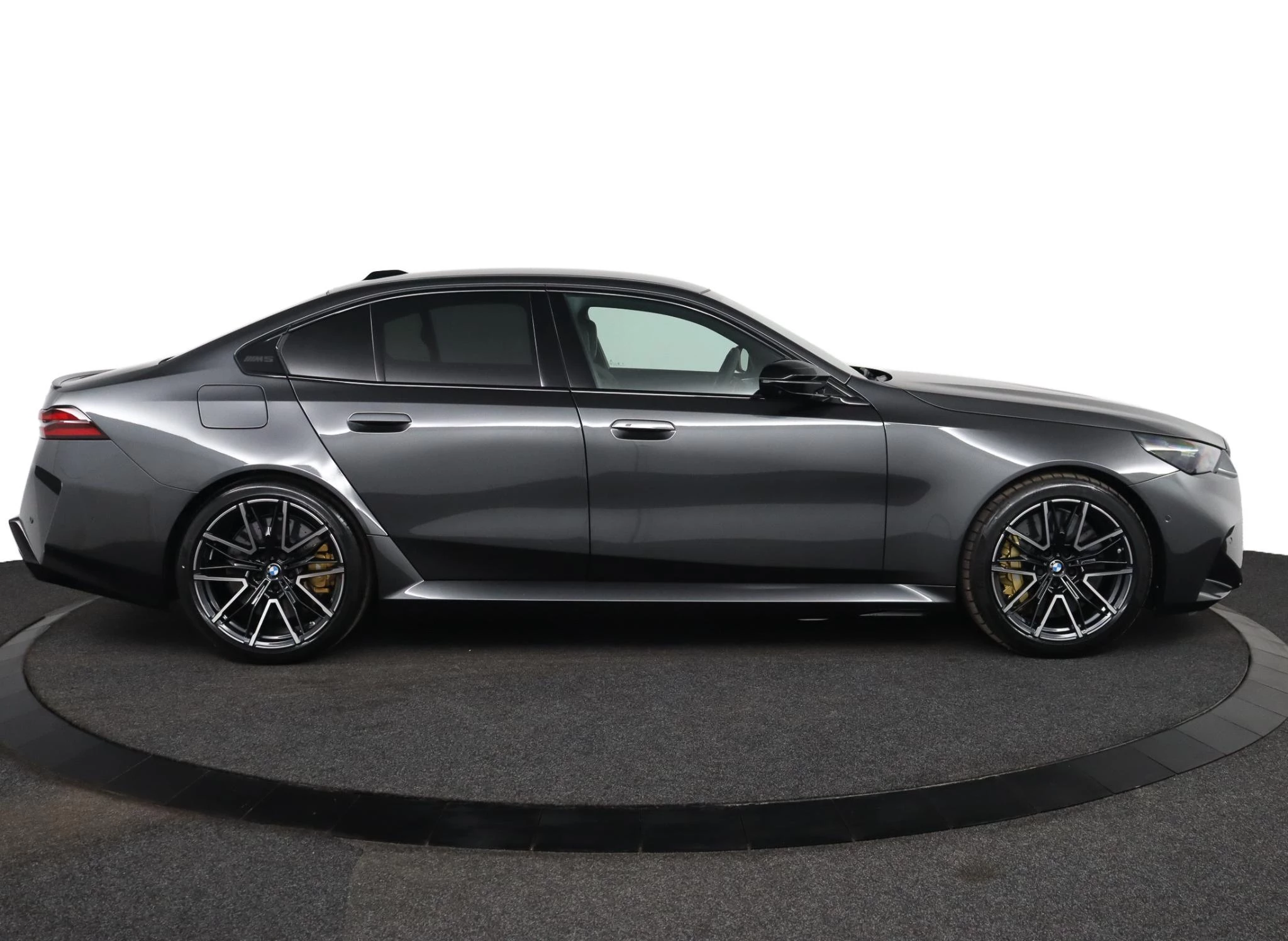 Hoofdafbeelding BMW M5