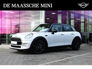 MINI Cooper Hatchback Business / Multifunctioneel stuurwiel / Cruise Control / Airconditioning / Navigatie