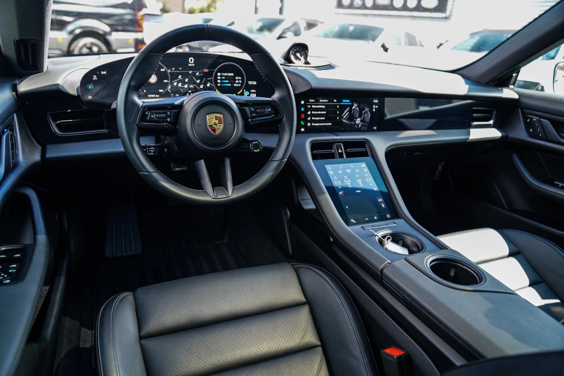 Hoofdafbeelding Porsche Taycan