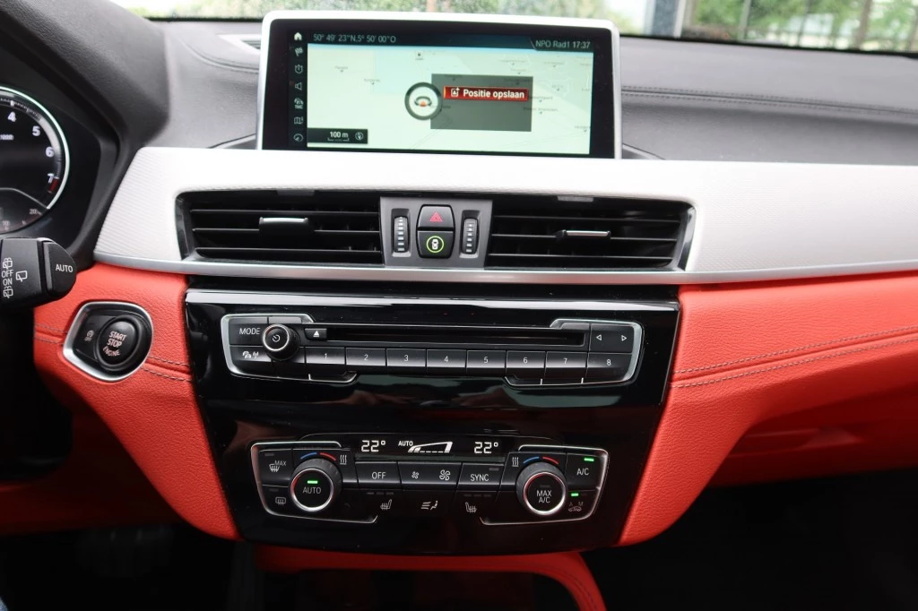Hoofdafbeelding BMW X2