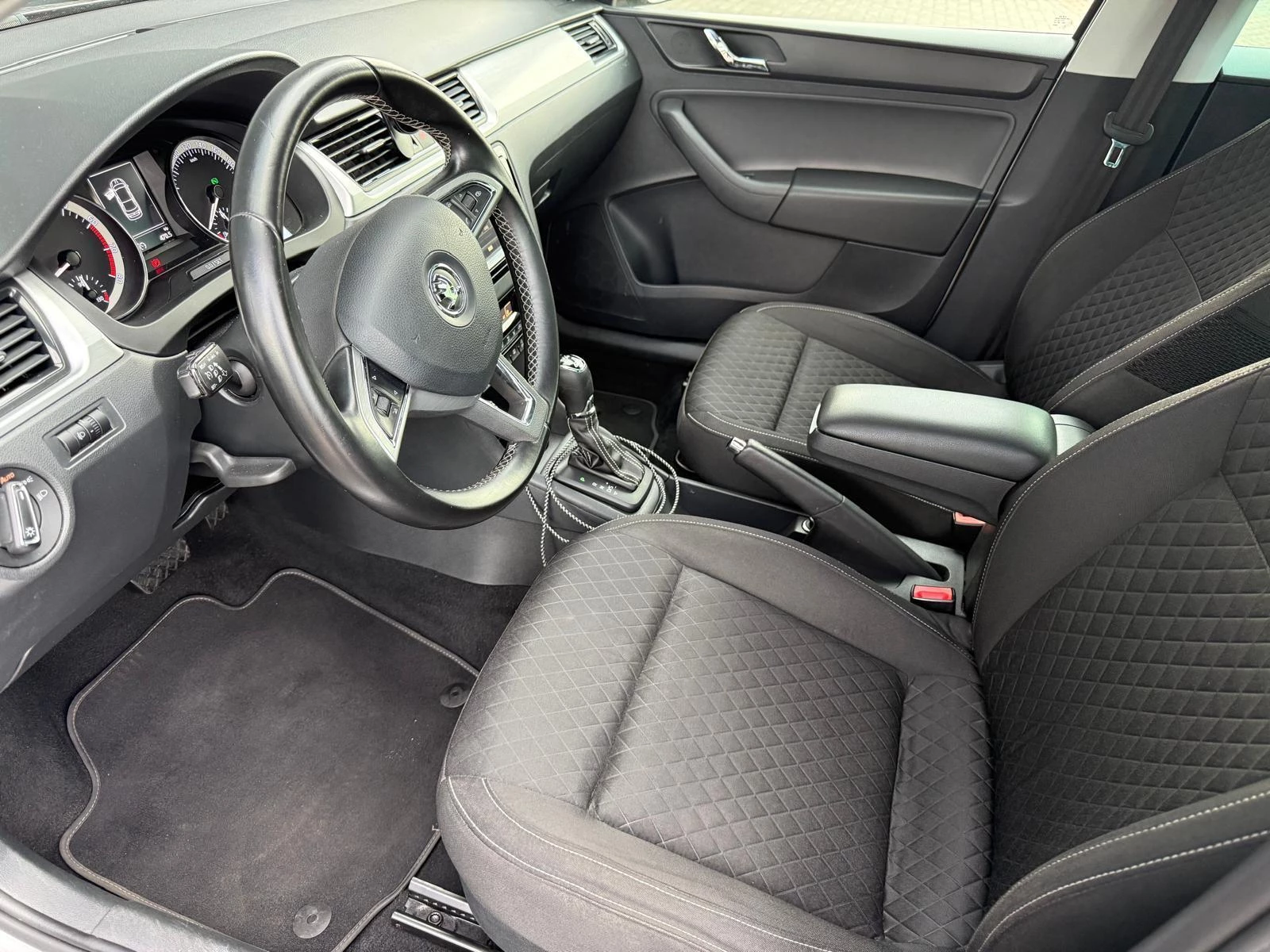 Hoofdafbeelding Škoda Rapid