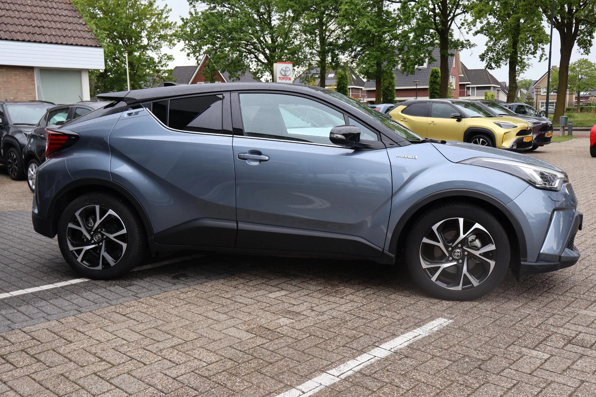 Hoofdafbeelding Toyota C-HR