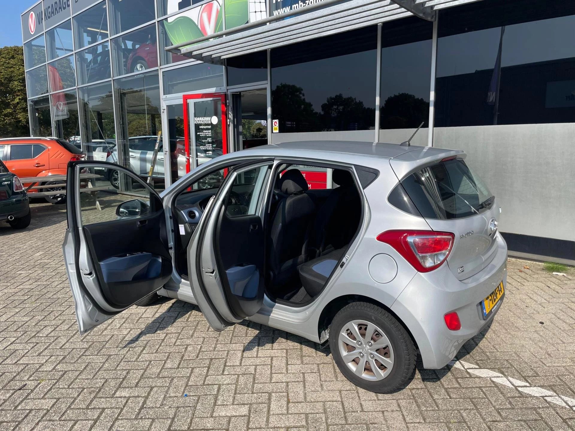 Hoofdafbeelding Hyundai i10