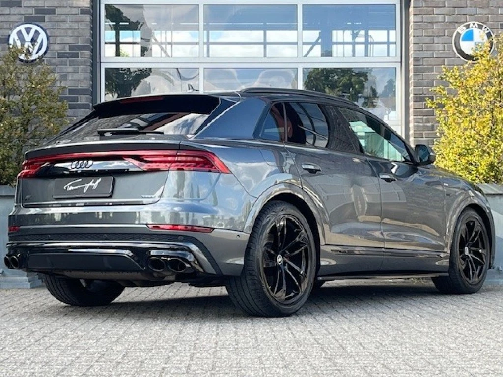 Hoofdafbeelding Audi Q8