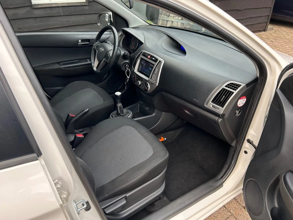 Hoofdafbeelding Hyundai i20