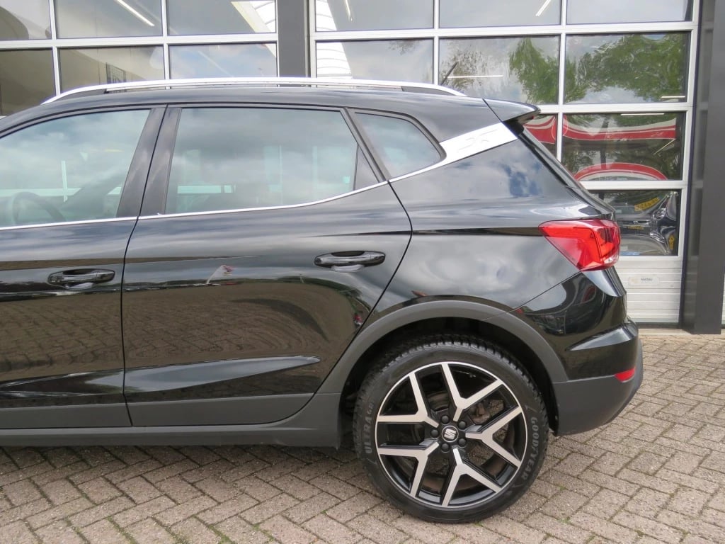 Hoofdafbeelding SEAT Arona