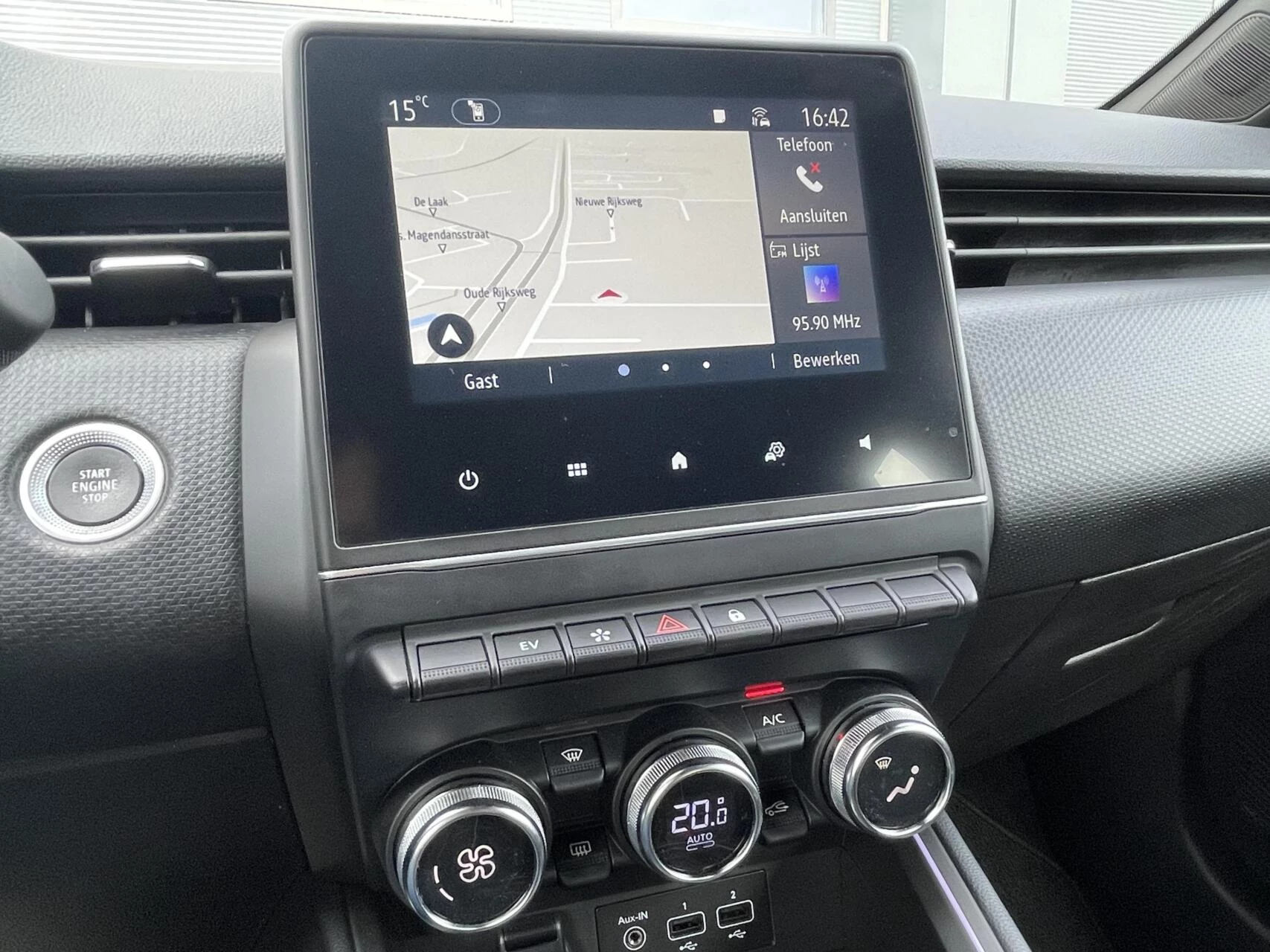 Hoofdafbeelding Renault Clio