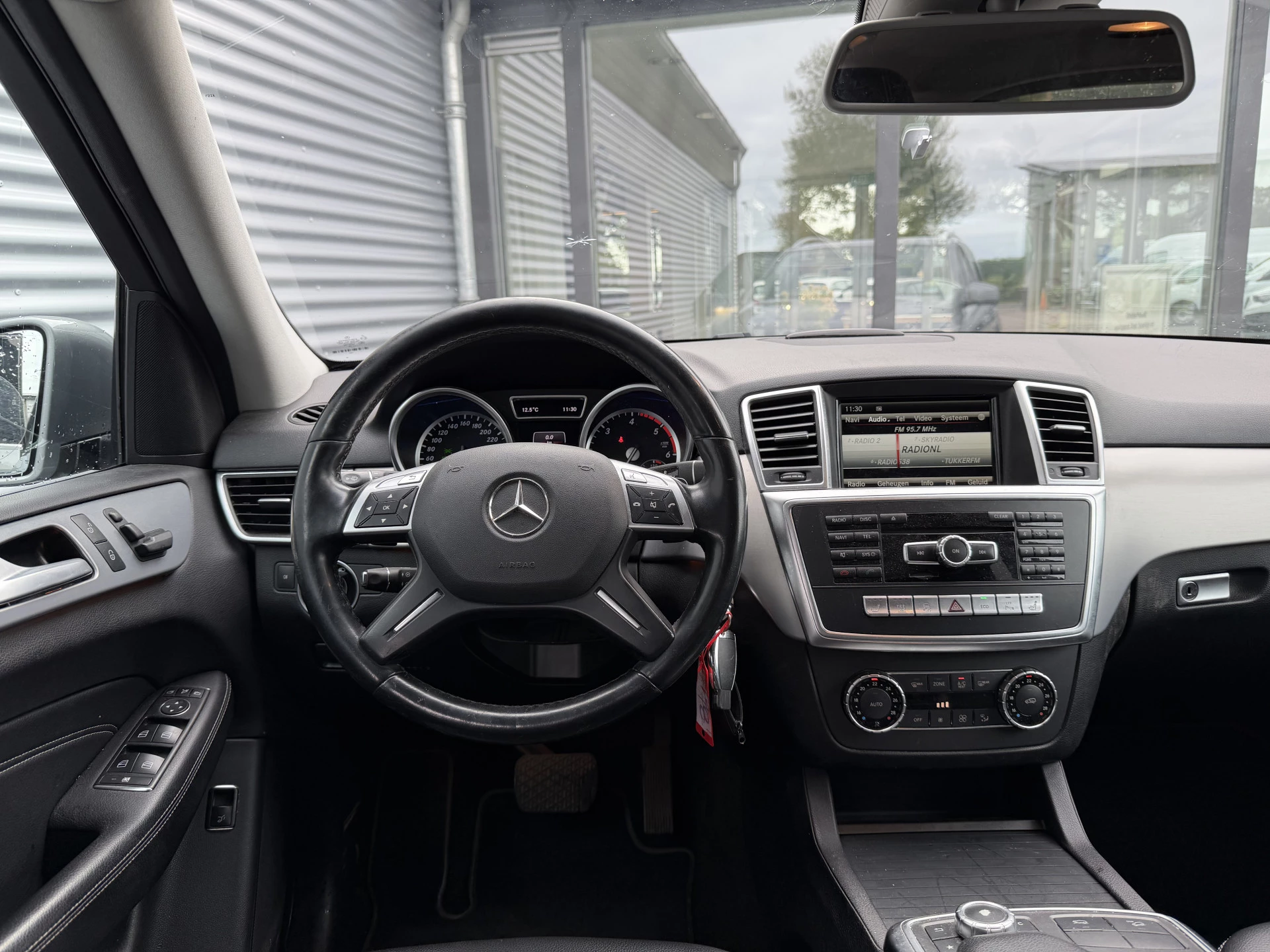 Hoofdafbeelding Mercedes-Benz M-Klasse