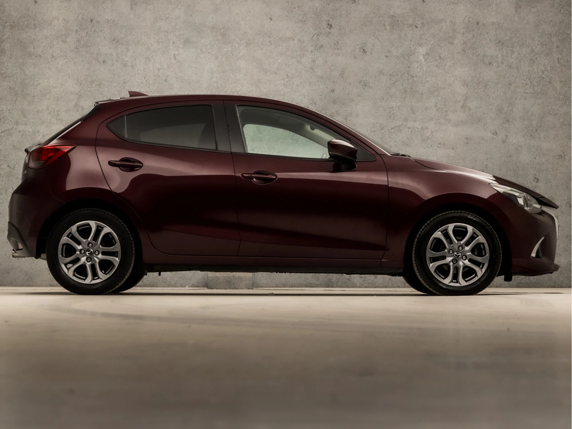Hoofdafbeelding Mazda 2