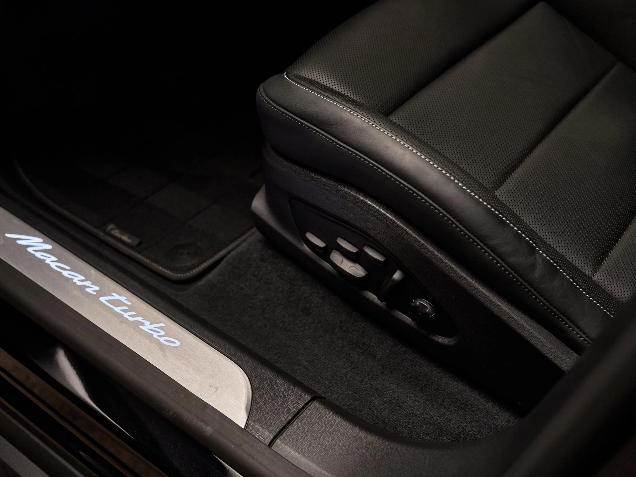 Hoofdafbeelding Porsche Macan