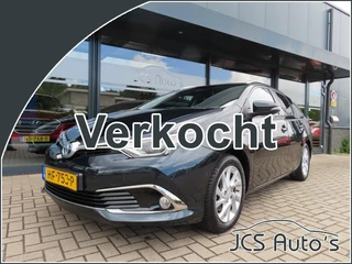 Toyota Auris 1.8 Hybrid Lease Pro Ecc Led Pano Trekhaak 2015
