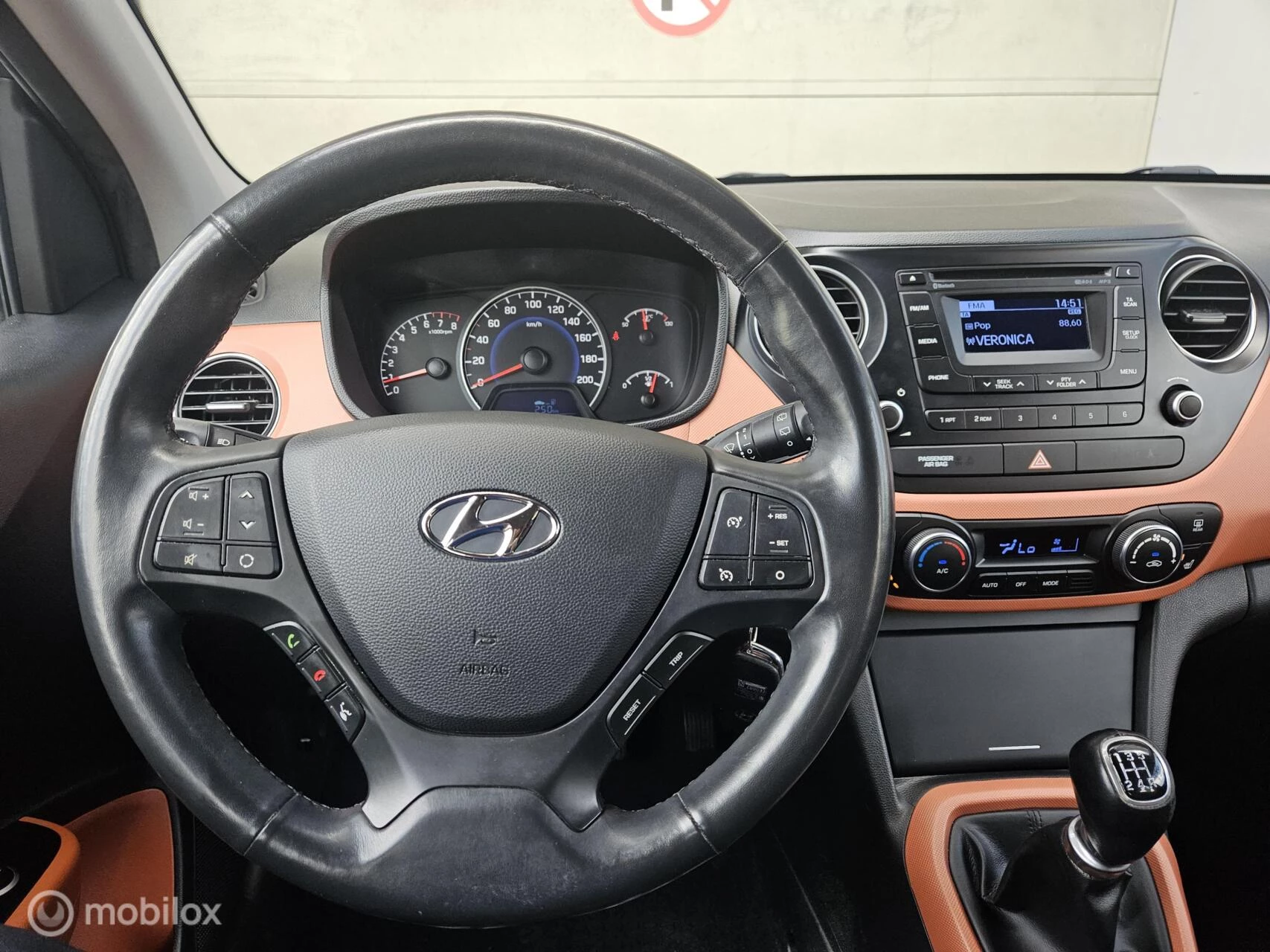 Hoofdafbeelding Hyundai i10