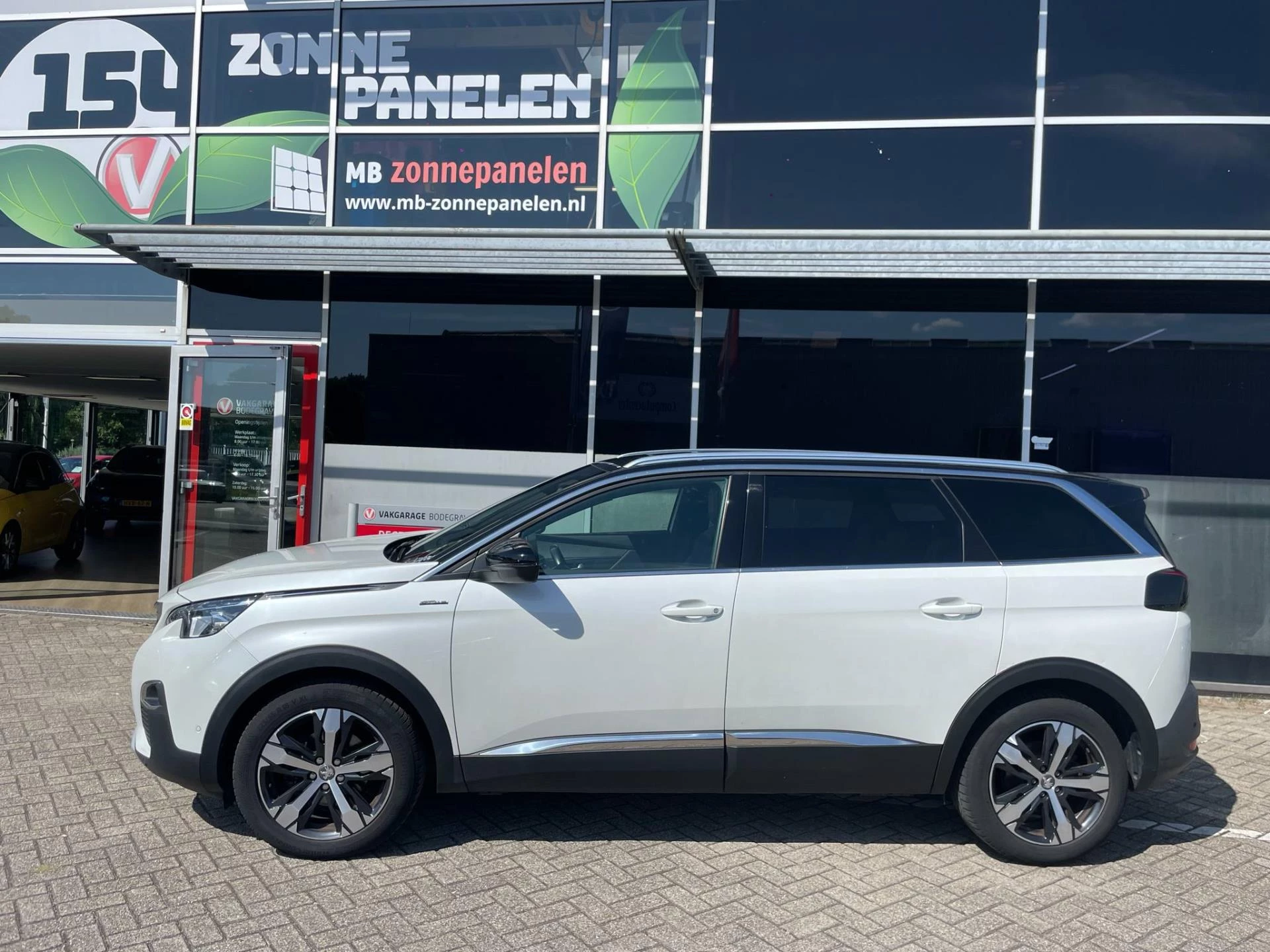 Hoofdafbeelding Peugeot 5008