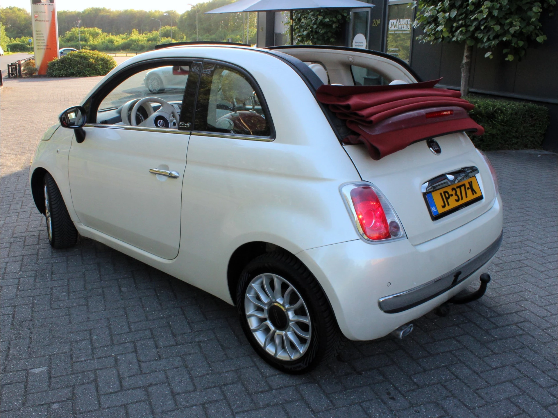 Hoofdafbeelding Fiat 500C
