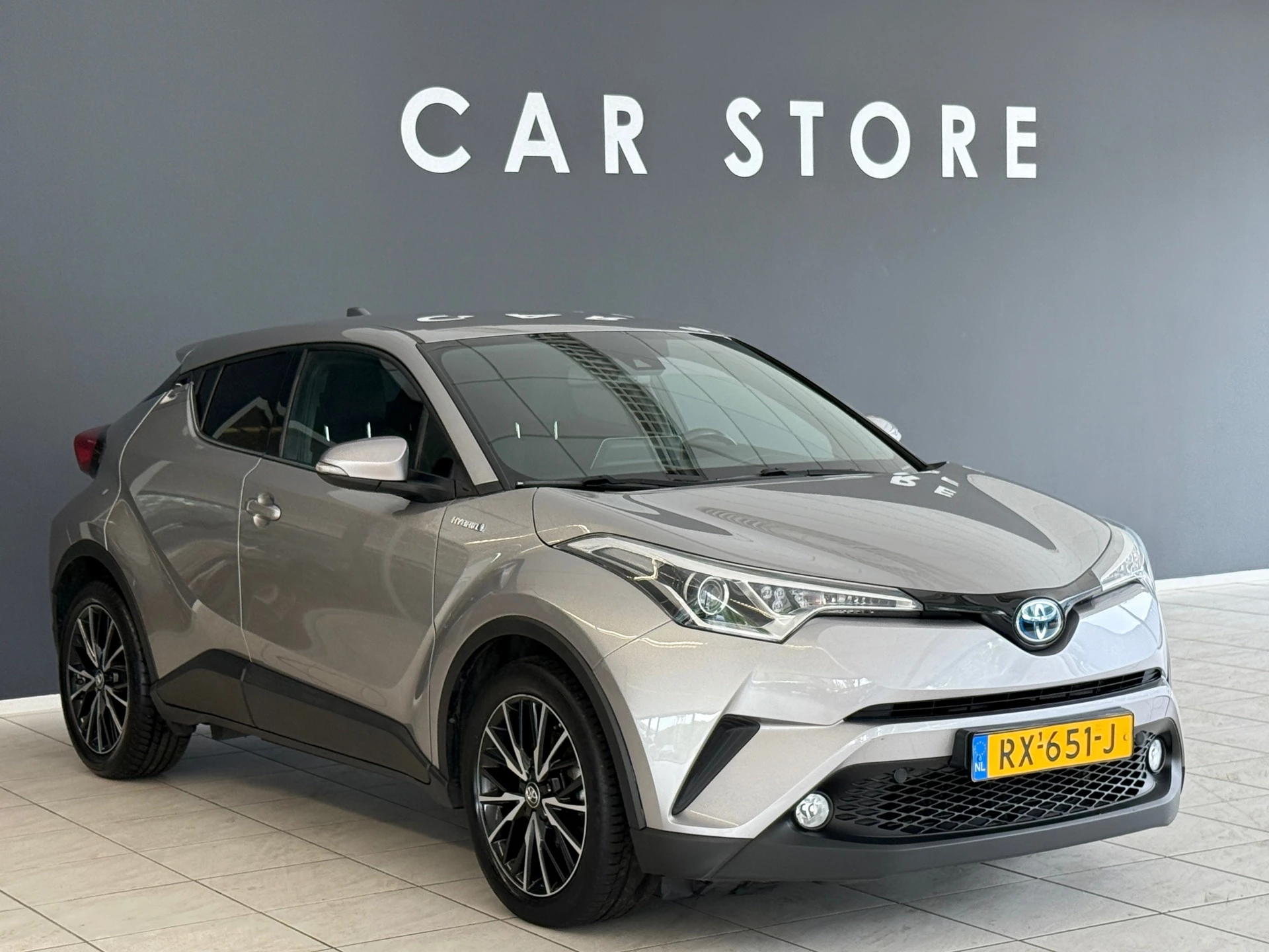 Hoofdafbeelding Toyota C-HR