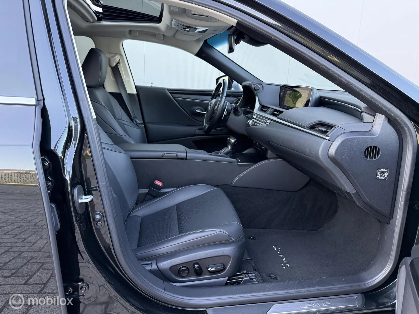Hoofdafbeelding Lexus ES