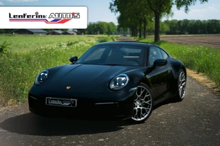 Hoofdafbeelding Porsche 911 Porsche 911 3.0 Carrera 4 Sportuitlaat - Apple Carplay - Android Auto - LED - Stoelverwarming - Camera