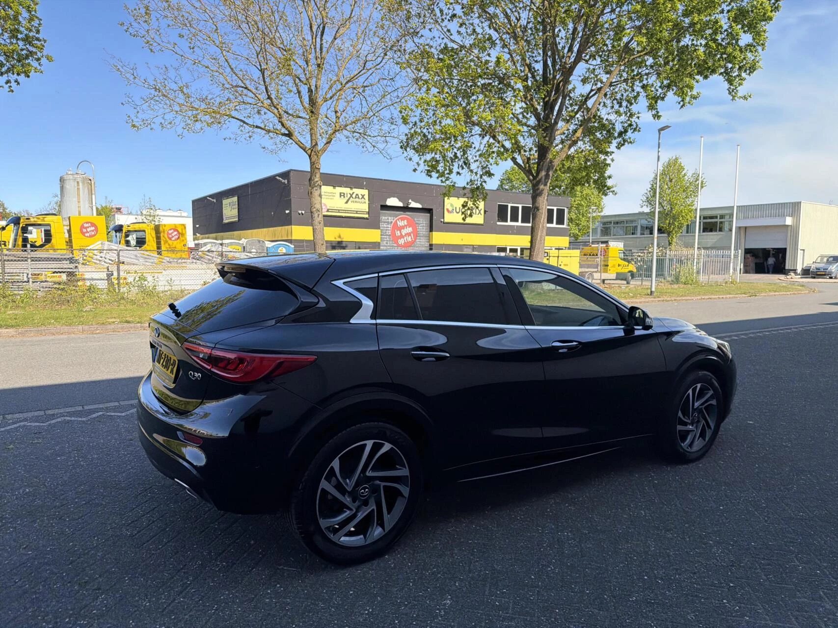 Hoofdafbeelding Infiniti Q30