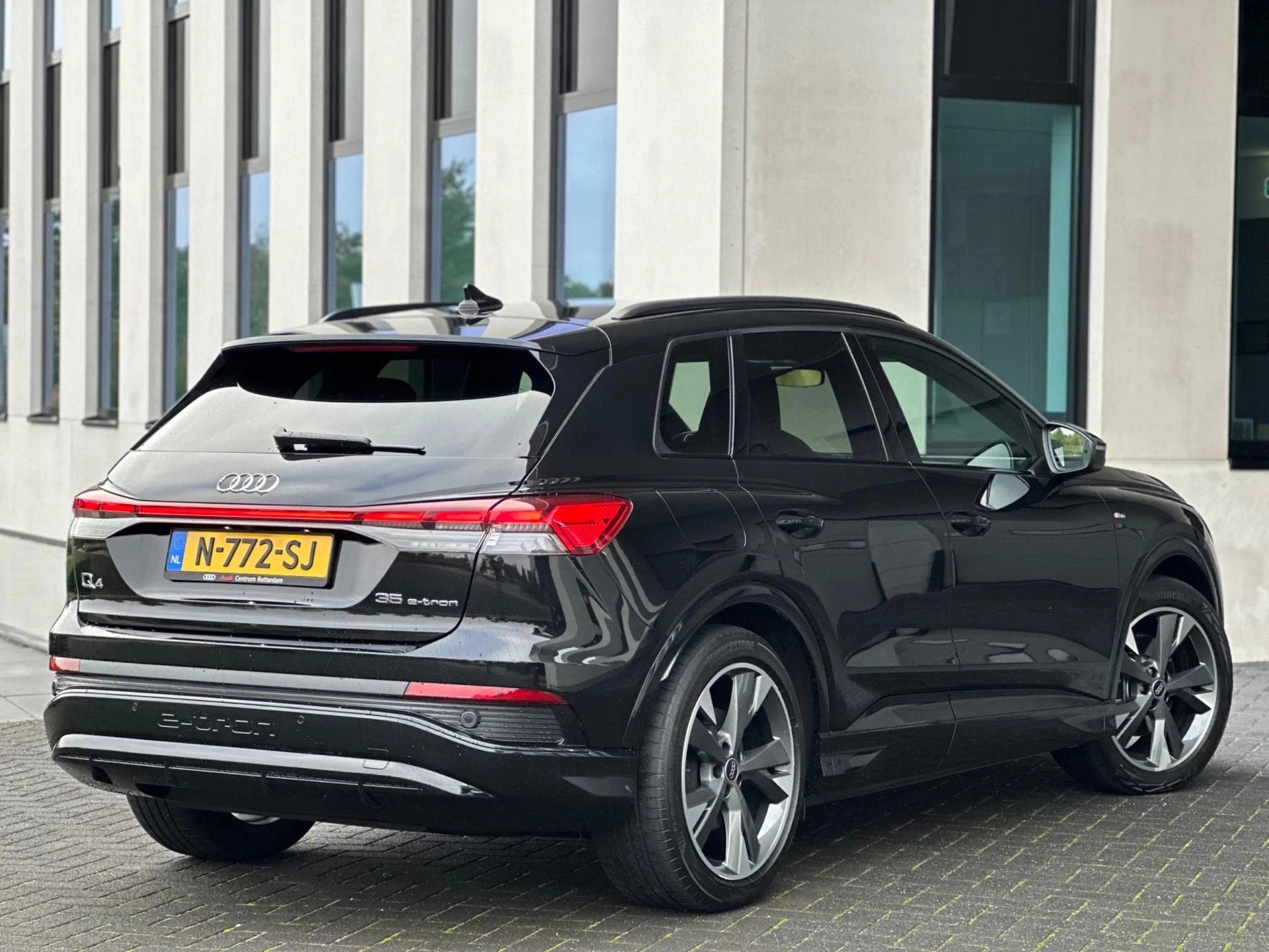 Hoofdafbeelding Audi Q4 e-tron