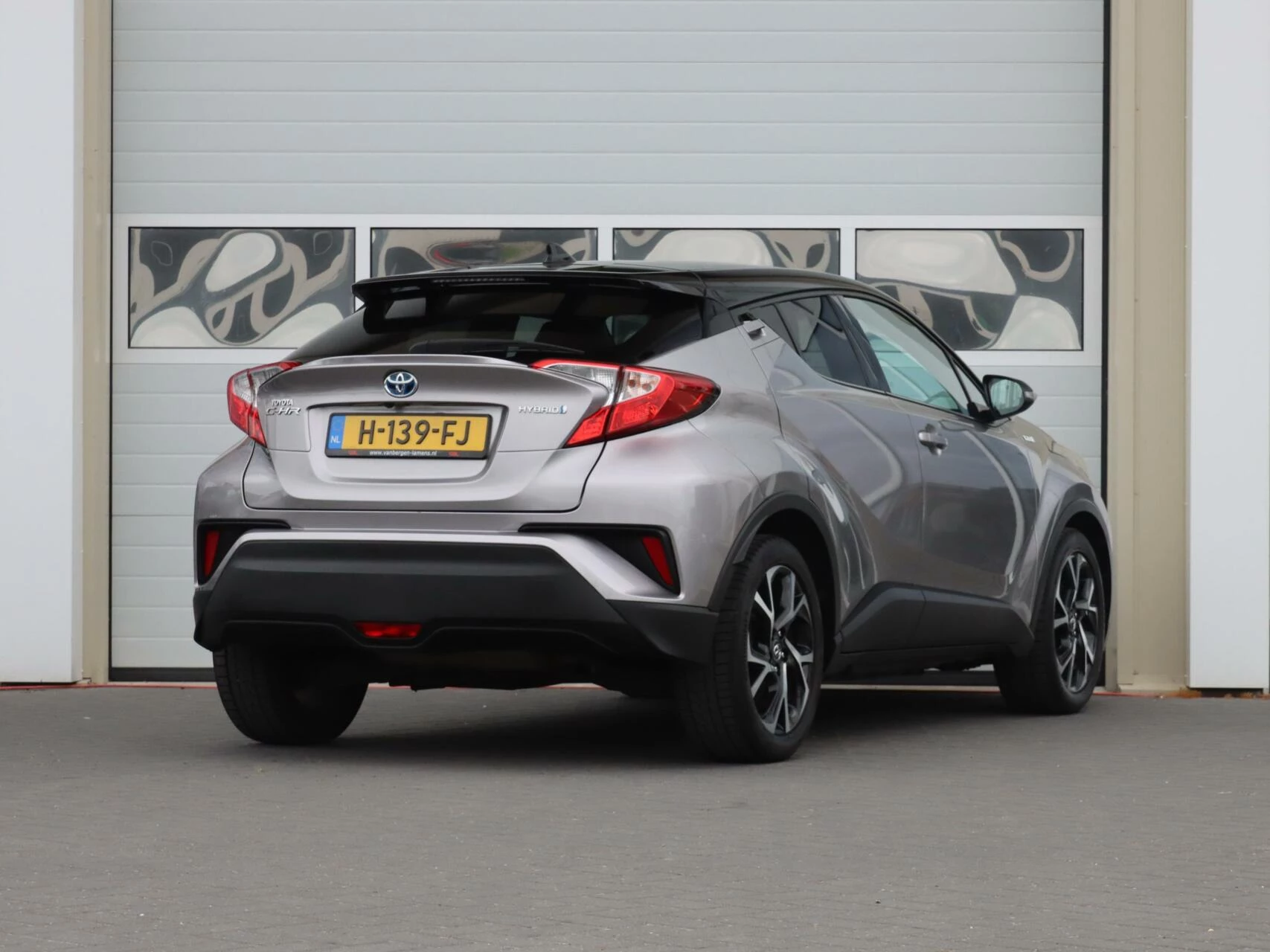 Hoofdafbeelding Toyota C-HR