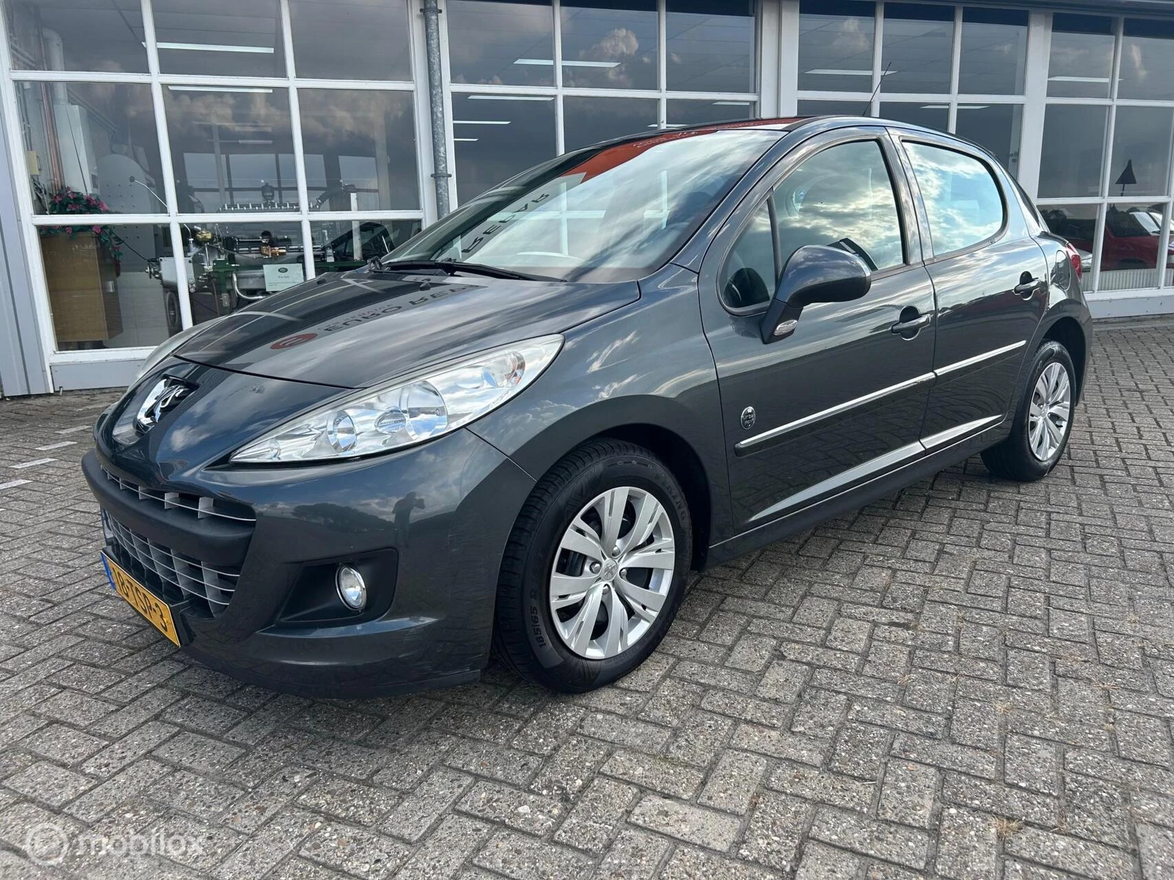 Hoofdafbeelding Peugeot 207
