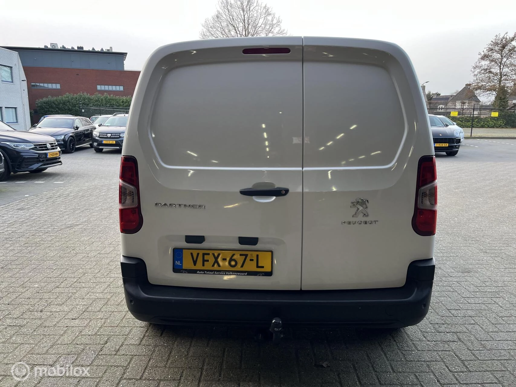 Hoofdafbeelding Peugeot Partner