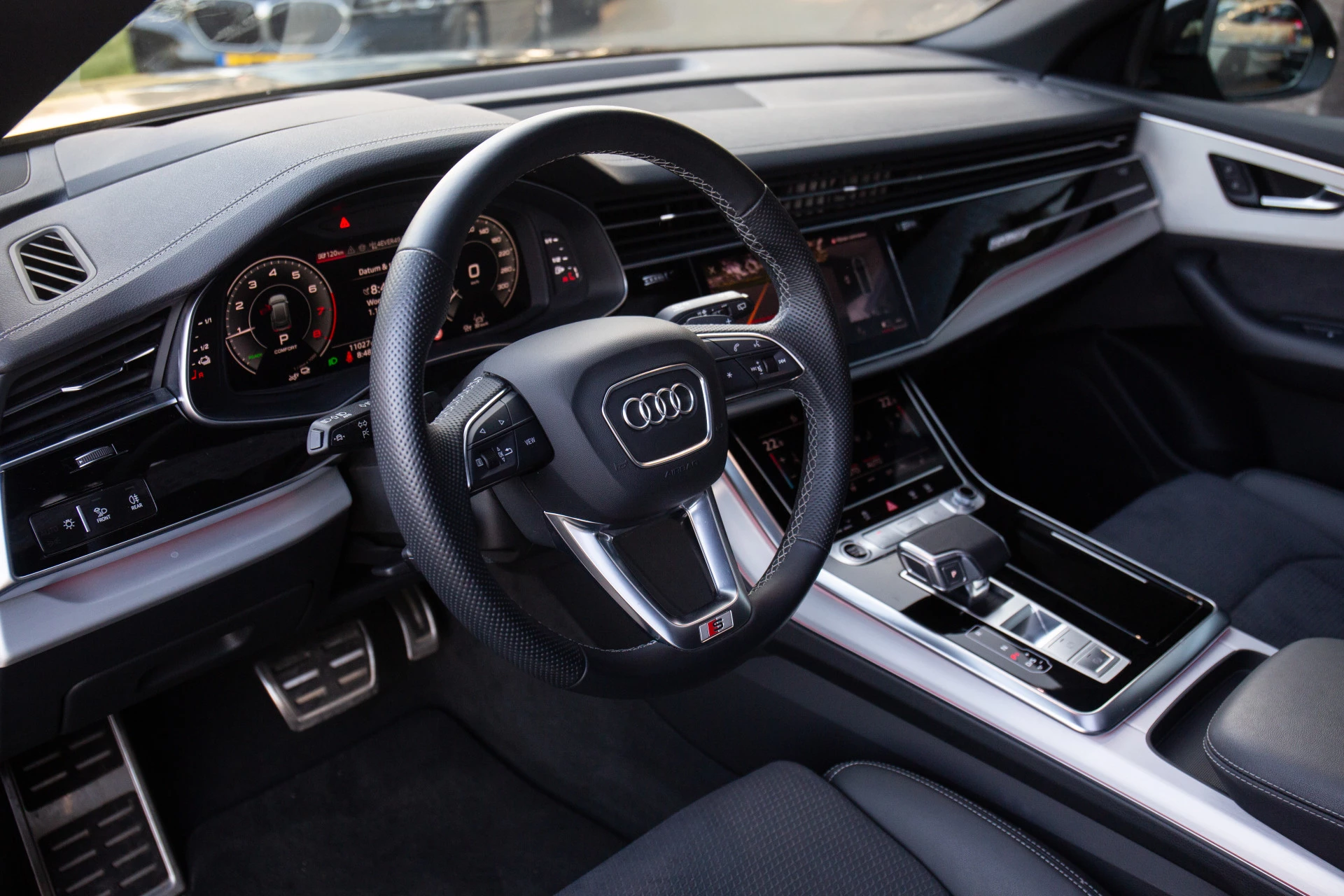 Hoofdafbeelding Audi Q8