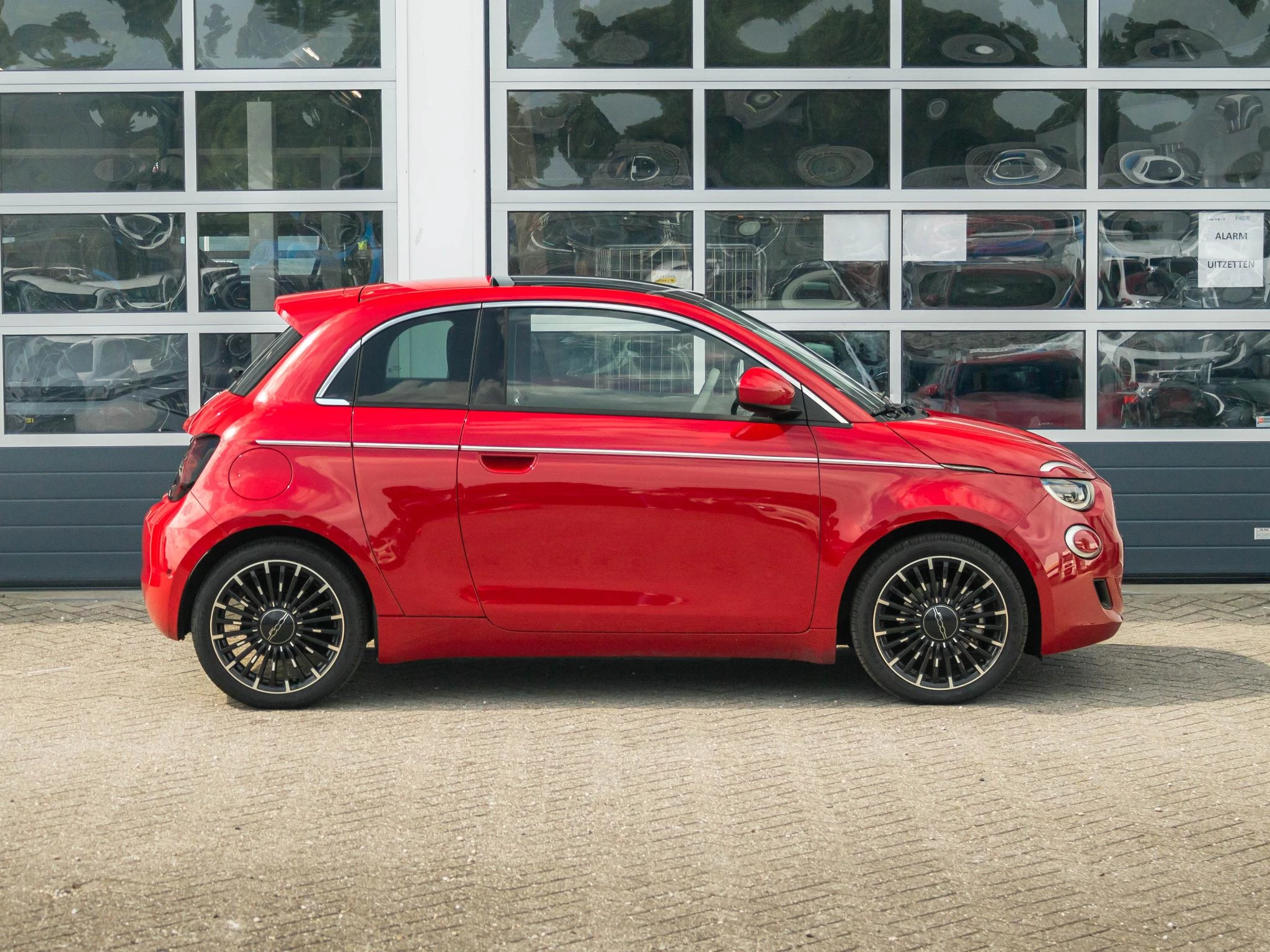 Hoofdafbeelding Fiat 500e